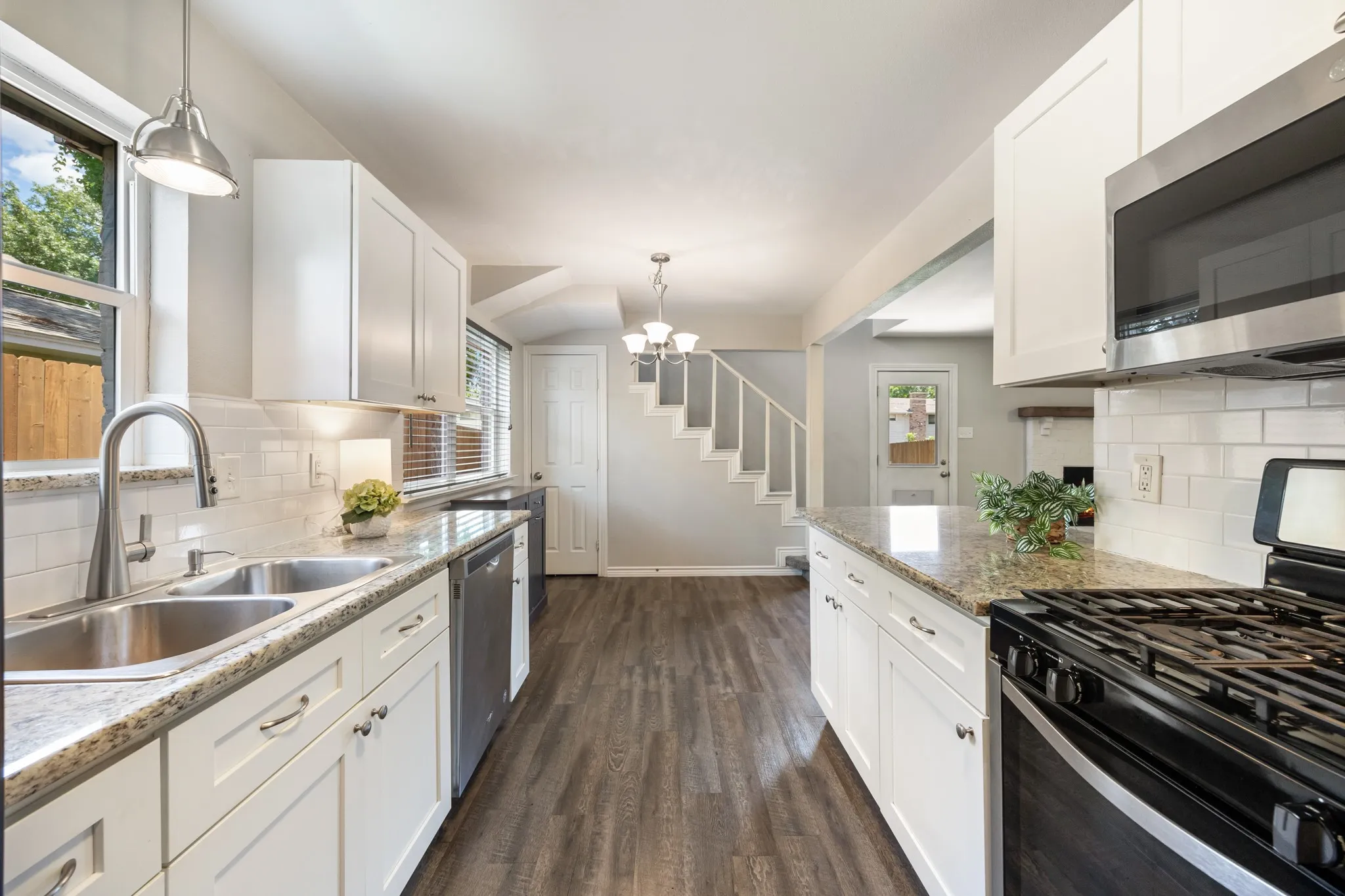 Single Family Residence For Sale in Dallas County , 11218 Buchanan Drive, Dallas, Texas 75228, 4 Bedroom, 3 Bathroom, 2 Garage spaces, 1,938 Sqft, built in 1963, mls#21316979, Real Estate Agent in Dallas, Homes For Sale in Dallas county, Homes For Sale in Dallas, Realtor in Dallas Texas, Real Estate Brokerage Independent Realty Texas, Luminita Cordes Realtor