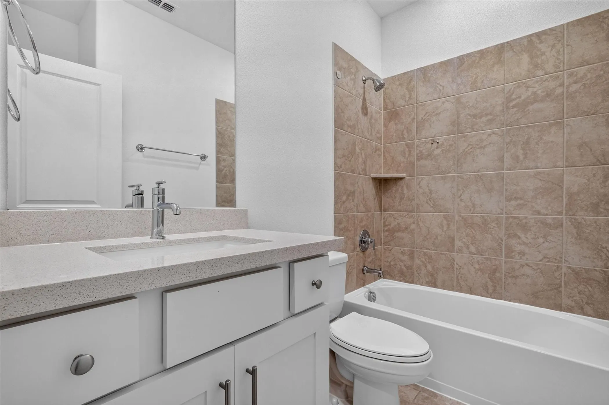 Single Family Residence For Sale in Denton County , 1301 Espada Street, Fort Worth, Texas 76052, 5 Bedroom, 3 Bathroom, 2 Garage spaces, 2,870 Sqft, built in 2024, mls#21326651, Real Estate Agent in Fort Worth, Homes For Sale in Denton county, Homes For Sale in Fort Worth, Realtor in Fort Worth Texas, Real Estate Brokerage Independent Realty Texas, Luminita Cordes Realtor