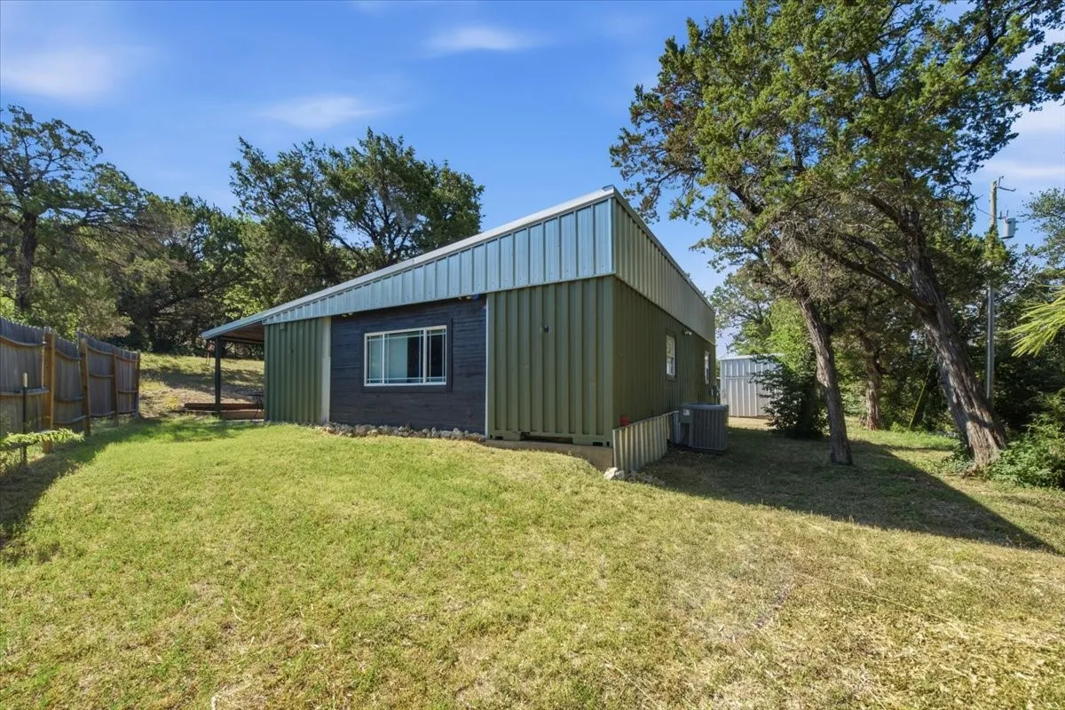 Single Family Residence For Sale in Hill County , 209 Timberline Drive, Whitney, Texas 76692, 3 Bedroom, 2 Bathroom, Garage spaces, 1,280 Sqft, built in 0, mls#21326116, Real Estate Agent in Whitney, Homes For Sale in Hill county, Homes For Sale in Whitney, Realtor in Whitney Texas, Real Estate Brokerage Independent Realty Texas, Luminita Cordes Realtor