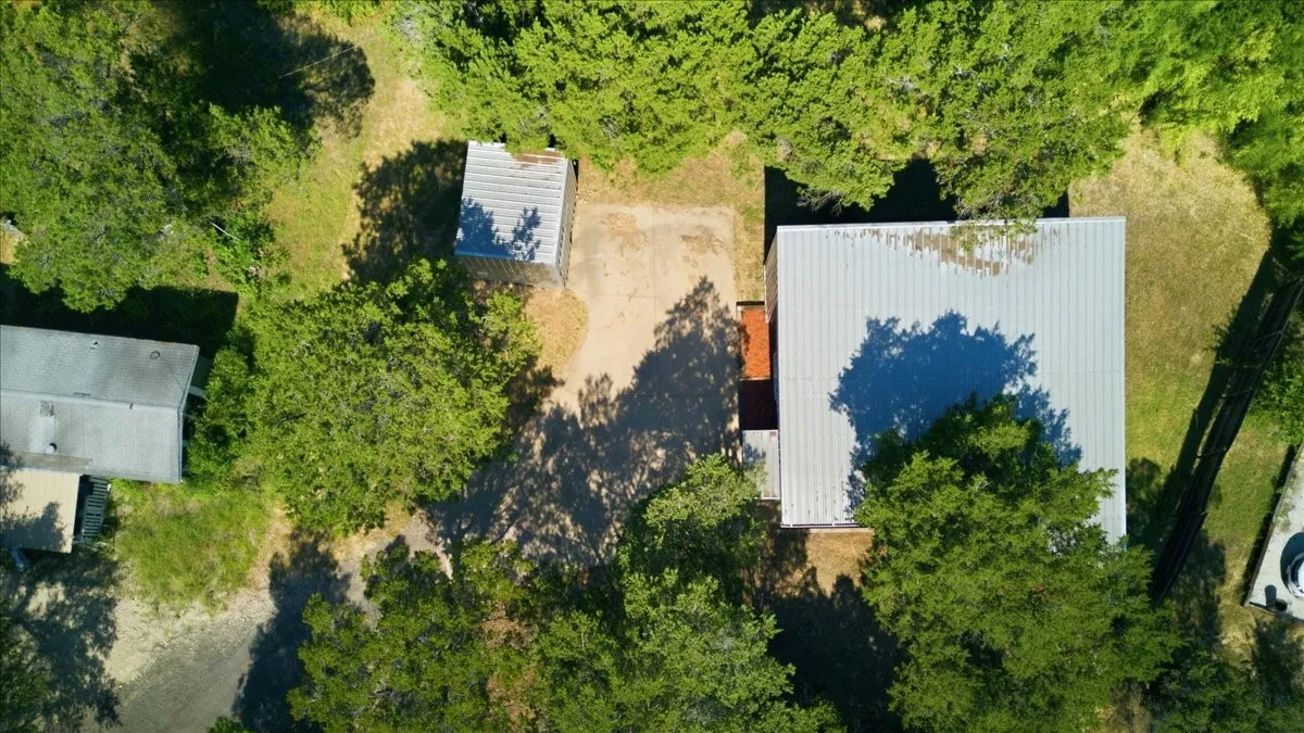 Single Family Residence For Sale in Hill County , 209 Timberline Drive, Whitney, Texas 76692, 3 Bedroom, 2 Bathroom, Garage spaces, 1,280 Sqft, built in 0, mls#21326116, Real Estate Agent in Whitney, Homes For Sale in Hill county, Homes For Sale in Whitney, Realtor in Whitney Texas, Real Estate Brokerage Independent Realty Texas, Luminita Cordes Realtor