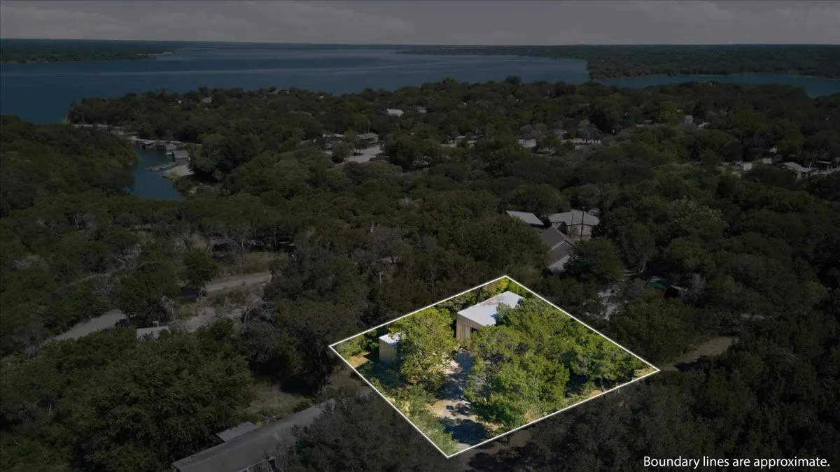 Single Family Residence For Sale in Hill County , 209 Timberline Drive, Whitney, Texas 76692, 3 Bedroom, 2 Bathroom, Garage spaces, 1,280 Sqft, built in 0, mls#21326116, Real Estate Agent in Whitney, Homes For Sale in Hill county, Homes For Sale in Whitney, Realtor in Whitney Texas, Real Estate Brokerage Independent Realty Texas, Luminita Cordes Realtor