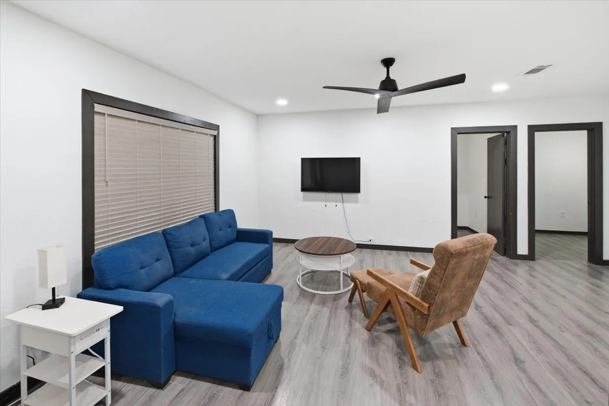 Single Family Residence For Sale in Hill County , 209 Timberline Drive, Whitney, Texas 76692, 3 Bedroom, 2 Bathroom, Garage spaces, 1,280 Sqft, built in 0, mls#21326116, Real Estate Agent in Whitney, Homes For Sale in Hill county, Homes For Sale in Whitney, Realtor in Whitney Texas, Real Estate Brokerage Independent Realty Texas, Luminita Cordes Realtor