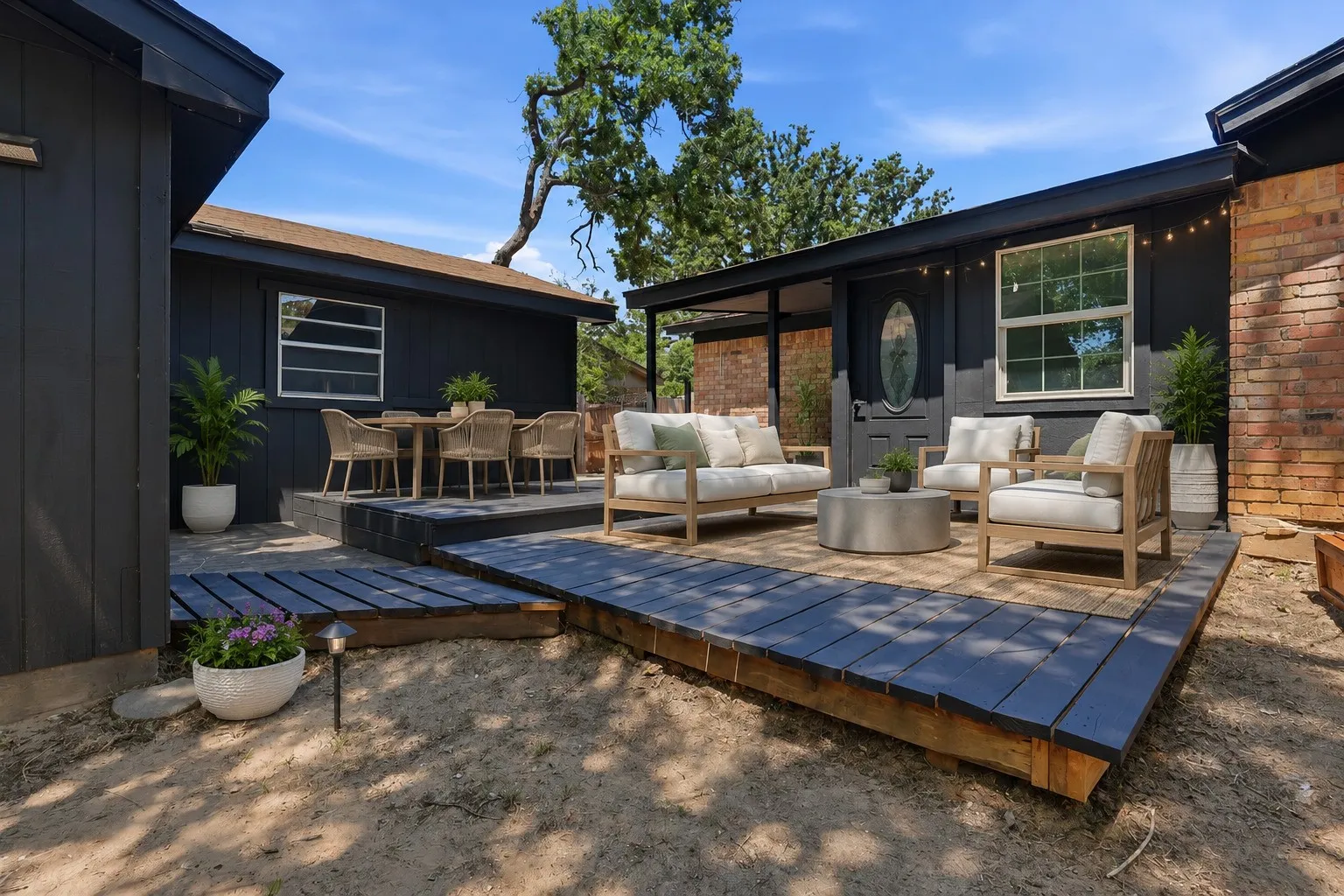 Single Family Residence For Sale in Tarrant County , 2706 Mintwood Place, Arlington, Texas 76016, 3 Bedroom, 2 Bathroom, 2 Garage spaces, 1,260 Sqft, built in 1972, Price $296,000, mls#21326693, Real Estate Agent in Arlington, Homes For Sale in Tarrant county, Homes For Sale in Arlington, Realtor in Arlington Texas, Real Estate Brokerage Independent Realty Texas, Luminita Cordes Realtor