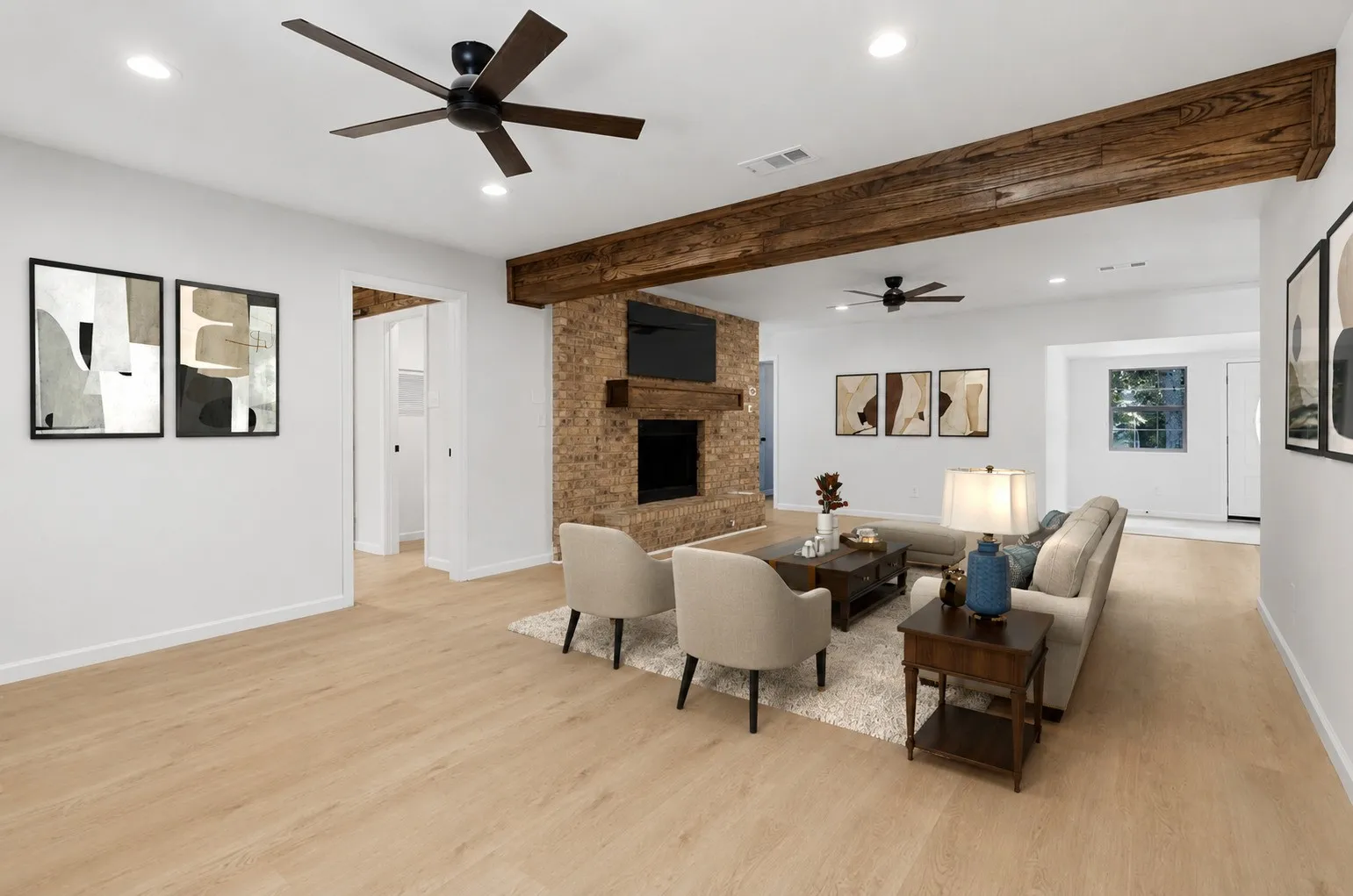Single Family Residence For Sale in Tarrant County , 2706 Mintwood Place, Arlington, Texas 76016, 3 Bedroom, 2 Bathroom, 2 Garage spaces, 1,260 Sqft, built in 1972, Price $296,000, mls#21326693, Real Estate Agent in Arlington, Homes For Sale in Tarrant county, Homes For Sale in Arlington, Realtor in Arlington Texas, Real Estate Brokerage Independent Realty Texas, Luminita Cordes Realtor