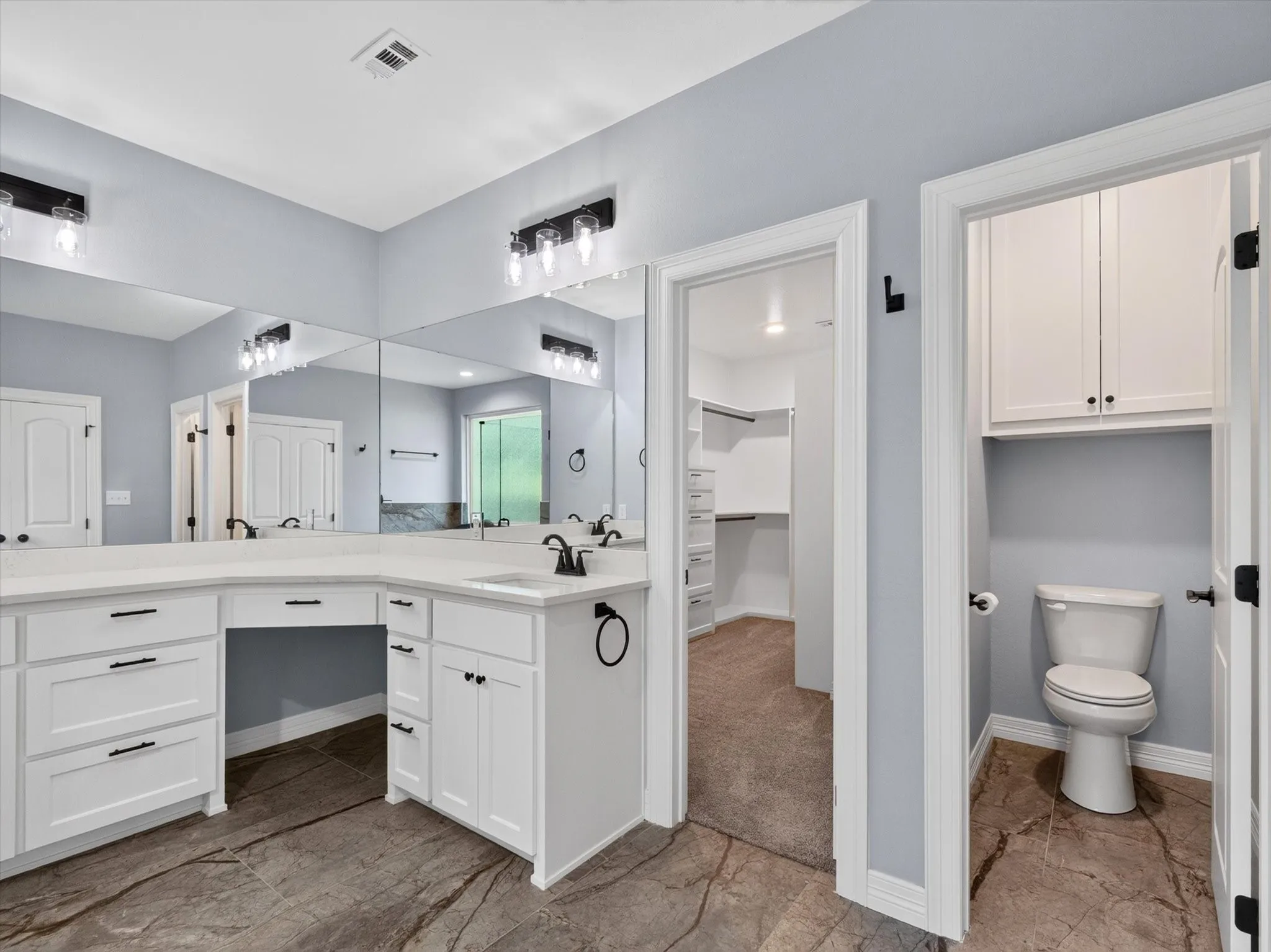 Single Family Residence For Sale in Grayson County , 902 N Main Street, Tioga, Texas 76271, 3 Bedroom, 2 Bathroom, 2 Garage spaces, 2,299 Sqft, built in 2021, mls#21312369, Real Estate Agent in Tioga, Homes For Sale in Grayson county, Homes For Sale in Tioga, Realtor in Tioga Texas, Real Estate Brokerage Independent Realty Texas, Luminita Cordes Realtor