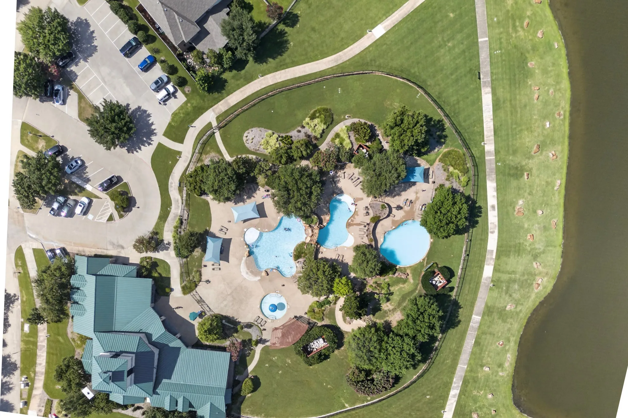 Single Family Residence For Sale in Denton County , 2266 Fox Crossing Lane, Frisco, Texas 75036, 4 Bedroom, 4 Bathroom, 2 Garage spaces, 2,774 Sqft, built in 2002, mls#21325358, Real Estate Agent in Frisco, Homes For Sale in Denton county, Homes For Sale in Frisco, Realtor in Frisco Texas, Real Estate Brokerage Independent Realty Texas, Luminita Cordes Realtor