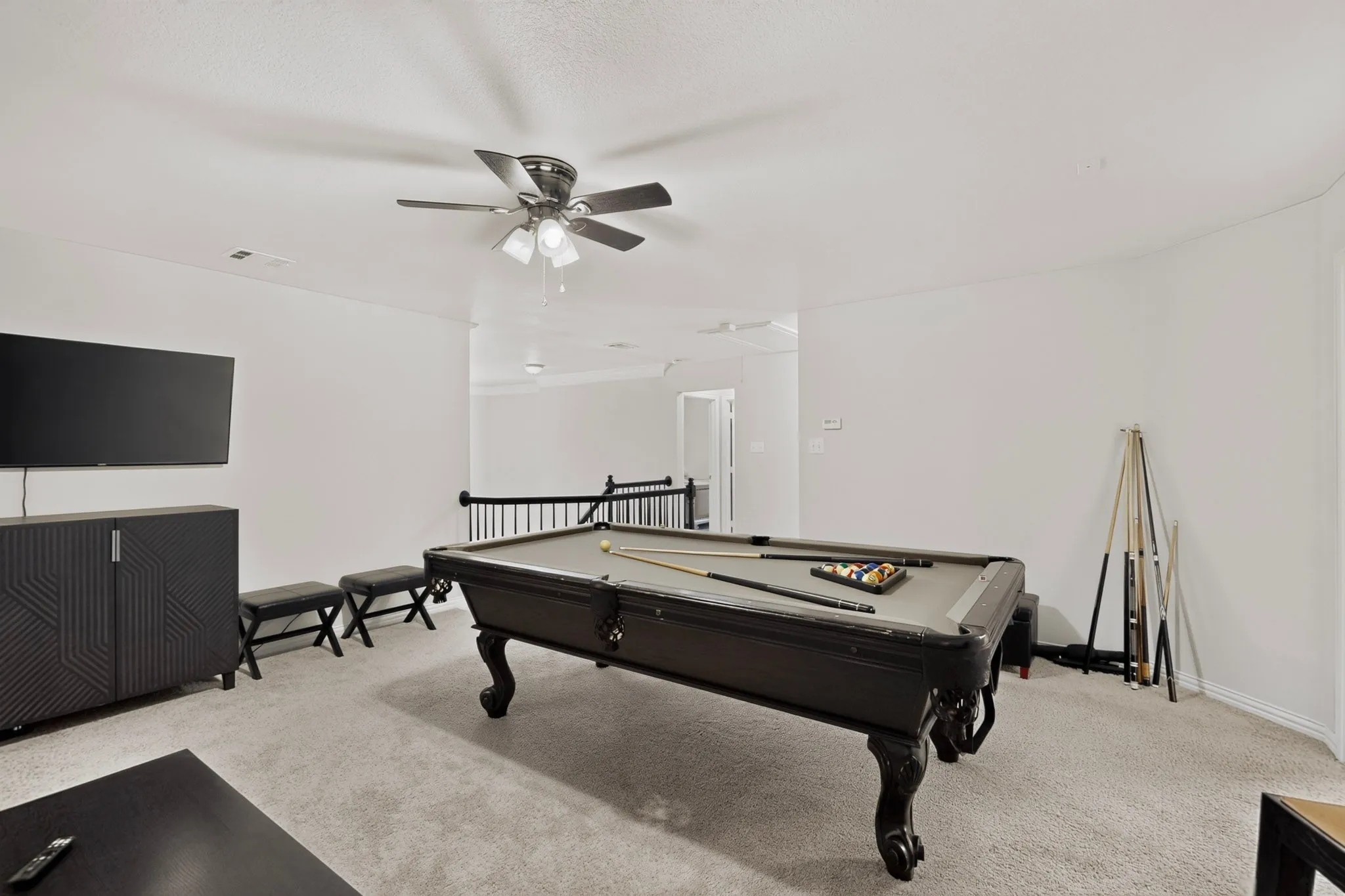 Single Family Residence For Sale in Denton County , 2266 Fox Crossing Lane, Frisco, Texas 75036, 4 Bedroom, 4 Bathroom, 2 Garage spaces, 2,774 Sqft, built in 2002, mls#21325358, Real Estate Agent in Frisco, Homes For Sale in Denton county, Homes For Sale in Frisco, Realtor in Frisco Texas, Real Estate Brokerage Independent Realty Texas, Luminita Cordes Realtor