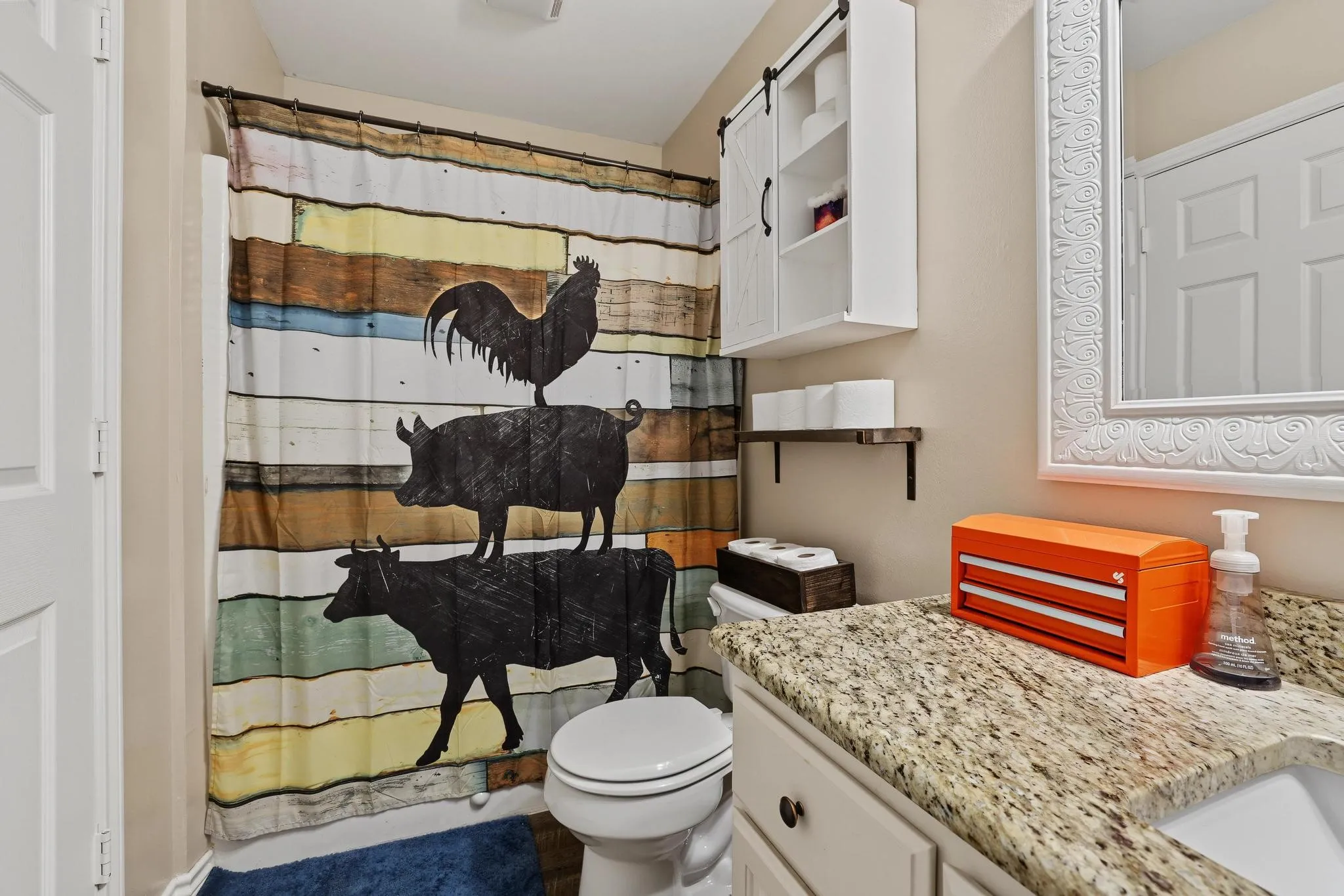 Single Family Residence For Sale in Grayson County , 202 Daniel Court, Collinsville, Texas 76233, 3 Bedroom, 2 Bathroom, 2 Garage spaces, 1,889 Sqft, built in 2002, mls#21326536, Real Estate Agent in Collinsville, Homes For Sale in Grayson county, Homes For Sale in Collinsville, Realtor in Collinsville Texas, Real Estate Brokerage Independent Realty Texas, Luminita Cordes Realtor