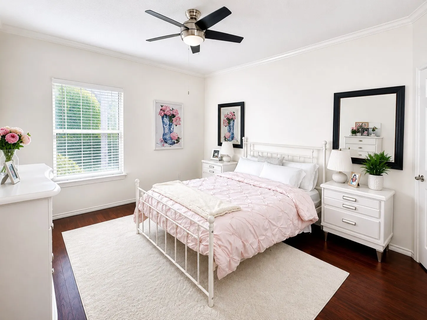 Condominium For Sale in Tarrant County , 3257 Donnelly Circle 604, Fort Worth, Texas 76107, 2 Bedroom, 2 Bathroom, Garage spaces, 1,069 Sqft, built in 1984, mls#21322119, Real Estate Agent in Fort Worth, Homes For Sale in Tarrant county, Homes For Sale in Fort Worth, Realtor in Fort Worth Texas, Real Estate Brokerage Independent Realty Texas, Luminita Cordes Realtor