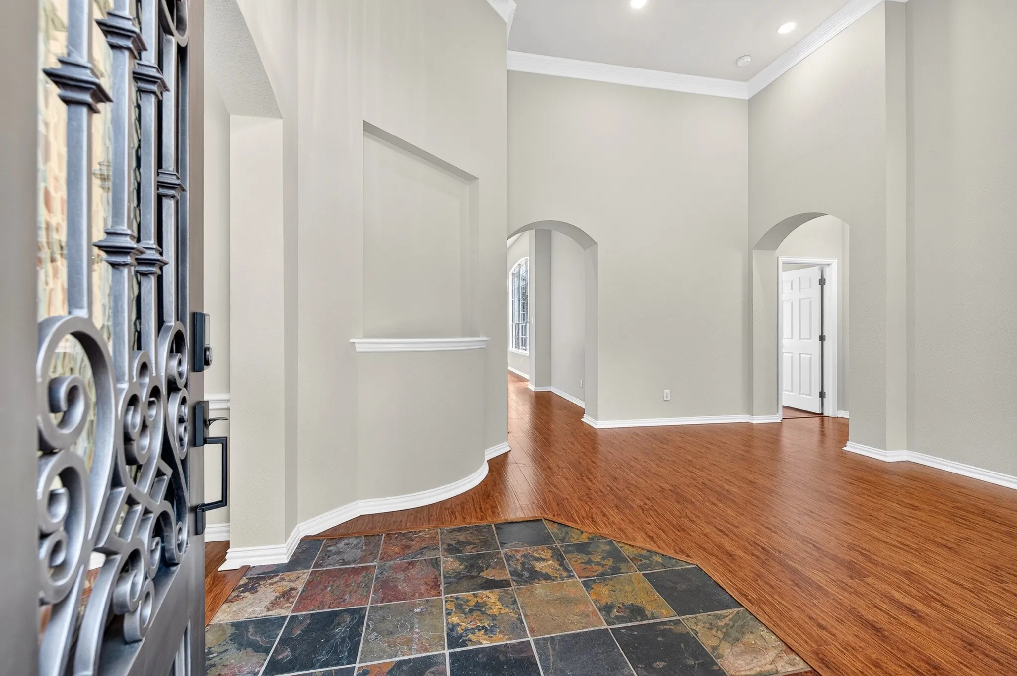Single Family Residence For Sale in Denton County , 5620 Country View Lane, Frisco, Texas 75036, 3 Bedroom, 2 Bathroom, 2 Garage spaces, 2,101 Sqft, built in 2006, mls#21326218, Real Estate Agent in Frisco, Homes For Sale in Denton county, Homes For Sale in Frisco, Realtor in Frisco Texas, Real Estate Brokerage Independent Realty Texas, Luminita Cordes Realtor