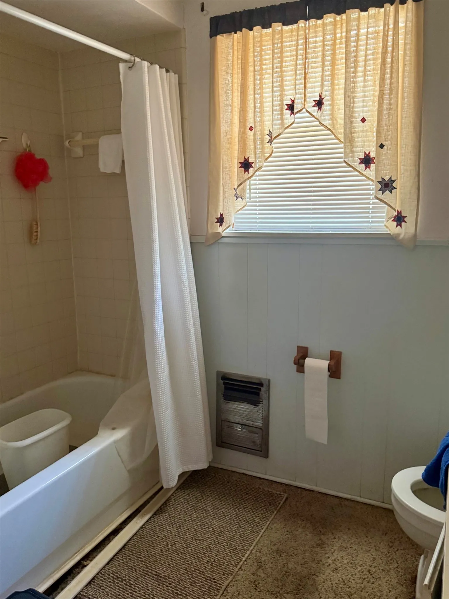 Single Family Residence For Sale in Dallas County , 1301 W Bruton Road, Mesquite, Texas 75149, 3 Bedroom, 1 Bathroom, 2 Garage spaces, 1,222 Sqft, built in 1964, mls#21325092, Real Estate Agent in Mesquite, Homes For Sale in Dallas county, Homes For Sale in Mesquite, Realtor in Mesquite Texas, Real Estate Brokerage Independent Realty Texas, Luminita Cordes Realtor