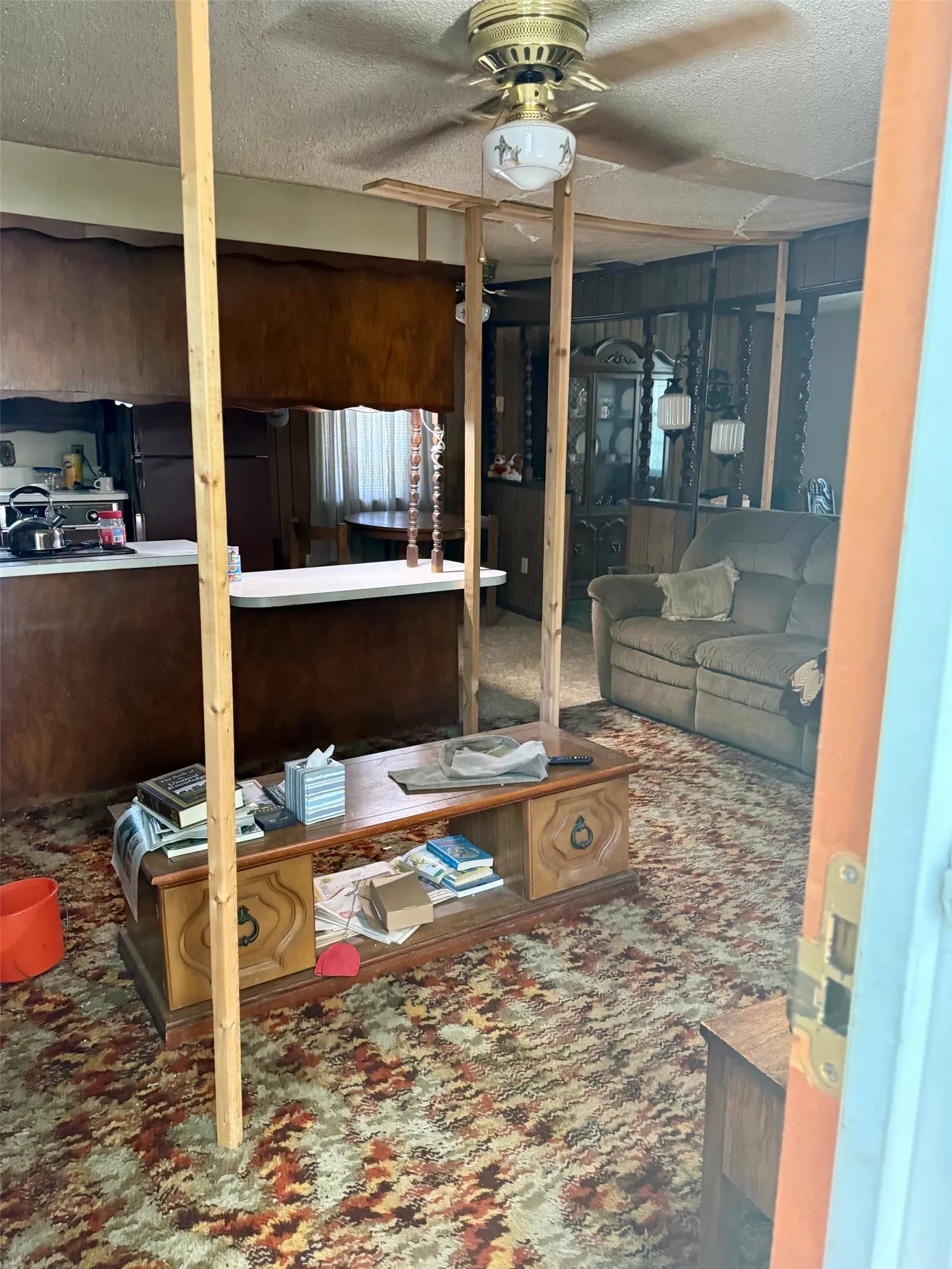 Single Family Residence For Sale in Dallas County , 1301 W Bruton Road, Mesquite, Texas 75149, 3 Bedroom, 1 Bathroom, 2 Garage spaces, 1,222 Sqft, built in 1964, mls#21325092, Real Estate Agent in Mesquite, Homes For Sale in Dallas county, Homes For Sale in Mesquite, Realtor in Mesquite Texas, Real Estate Brokerage Independent Realty Texas, Luminita Cordes Realtor