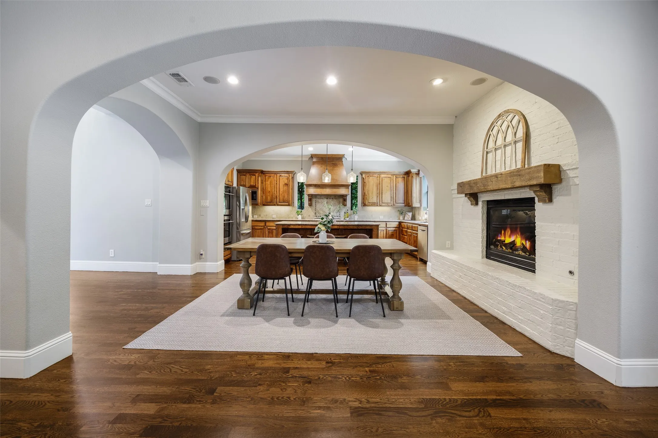 Single Family Residence For Sale in Collin County , 2113 Garden Brook Way, Allen, Texas 75013, 5 Bedroom, 6 Bathroom, 3 Garage spaces, 4,515 Sqft, built in 2008, mls#21324654, Real Estate Agent in Allen, Homes For Sale in Collin county, Homes For Sale in Allen, Realtor in Allen Texas, Real Estate Brokerage Independent Realty Texas, Luminita Cordes Realtor