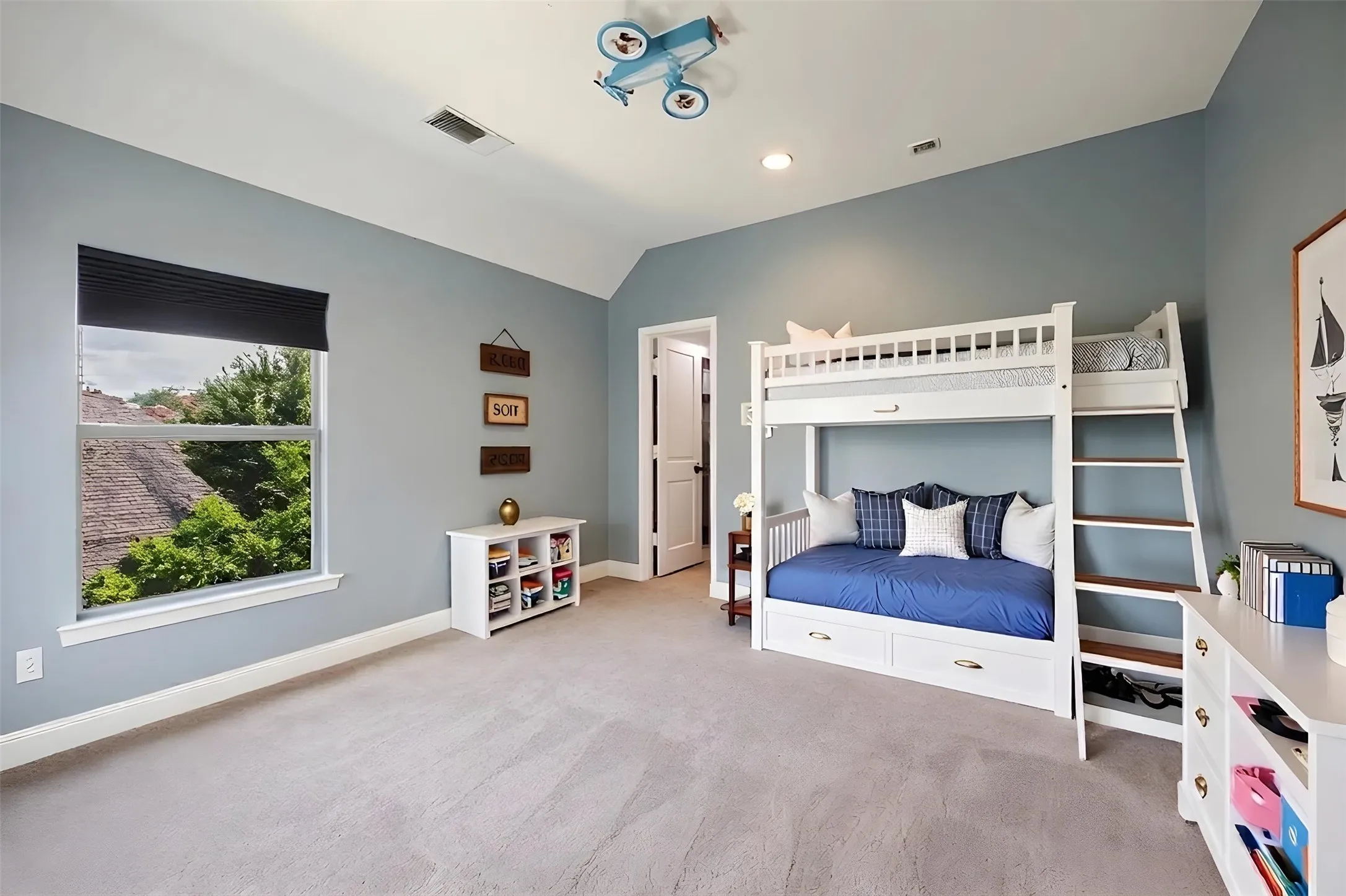Single Family Residence For Sale in Collin County , 2113 Garden Brook Way, Allen, Texas 75013, 5 Bedroom, 6 Bathroom, 3 Garage spaces, 4,515 Sqft, built in 2008, mls#21324654, Real Estate Agent in Allen, Homes For Sale in Collin county, Homes For Sale in Allen, Realtor in Allen Texas, Real Estate Brokerage Independent Realty Texas, Luminita Cordes Realtor