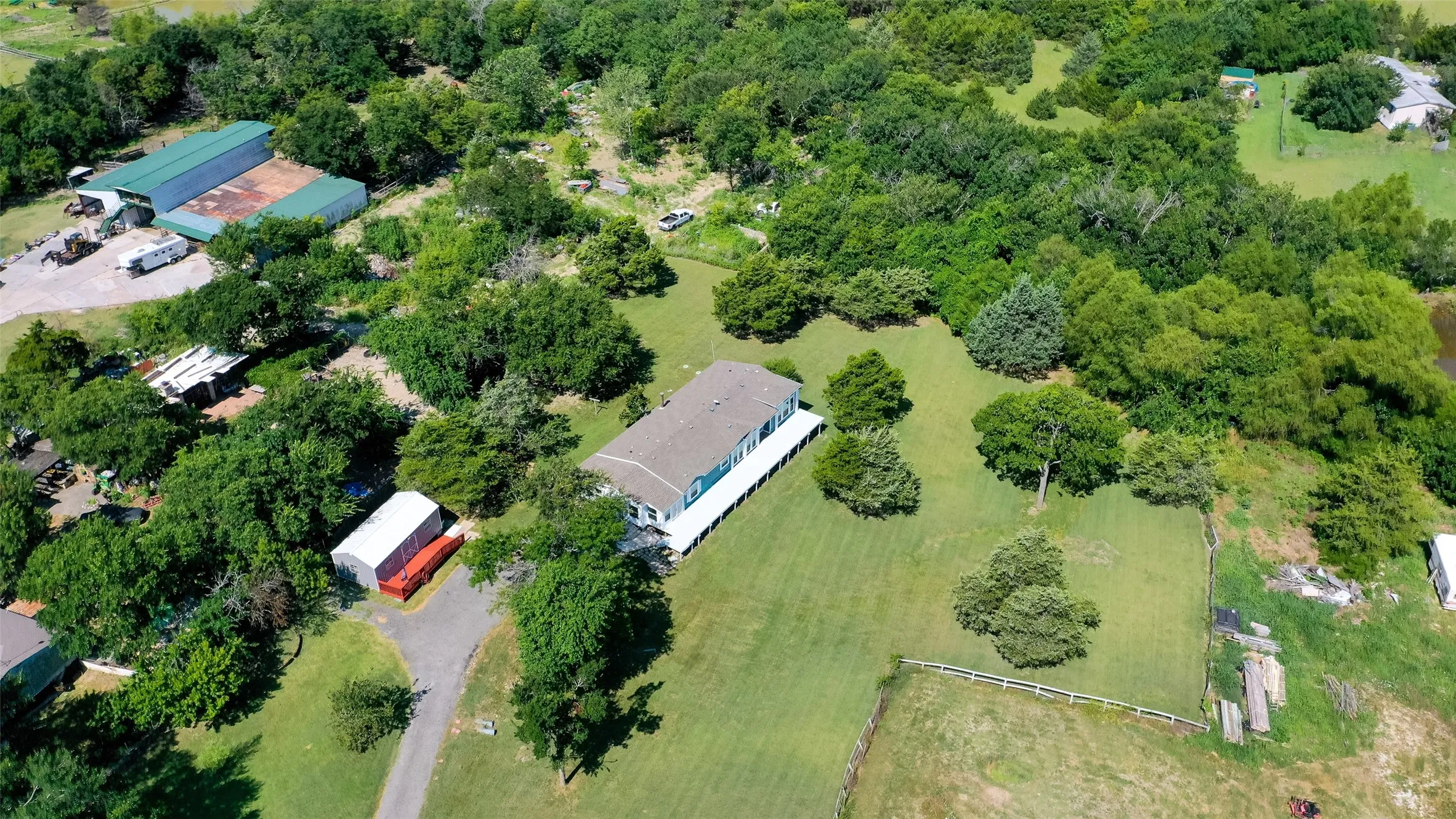 Mobile Home For Sale in Collin County , 2202 County Road 947, Princeton, Texas 75407, 3 Bedroom, 2 Bathroom, Garage spaces, 2,382 Sqft, built in 1998, mls#21325542, Real Estate Agent in Princeton, Homes For Sale in Collin county, Homes For Sale in Princeton, Realtor in Princeton Texas, Real Estate Brokerage Independent Realty Texas, Luminita Cordes Realtor
