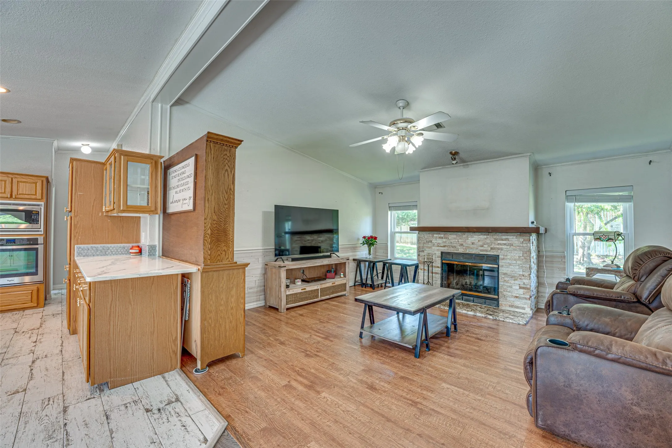 Mobile Home For Sale in Collin County , 2202 County Road 947, Princeton, Texas 75407, 3 Bedroom, 2 Bathroom, Garage spaces, 2,382 Sqft, built in 1998, mls#21325542, Real Estate Agent in Princeton, Homes For Sale in Collin county, Homes For Sale in Princeton, Realtor in Princeton Texas, Real Estate Brokerage Independent Realty Texas, Luminita Cordes Realtor