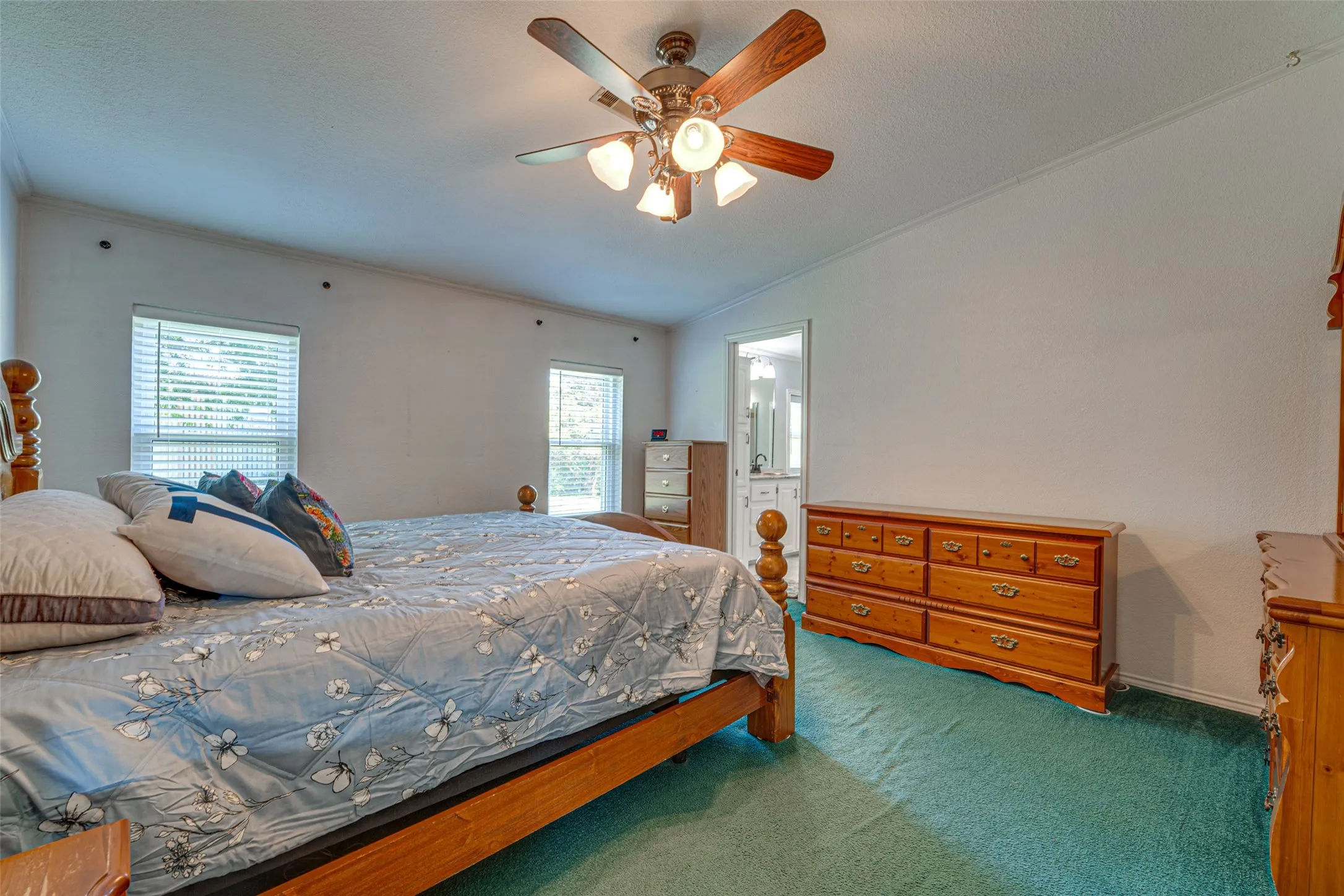 Mobile Home For Sale in Collin County , 2202 County Road 947, Princeton, Texas 75407, 3 Bedroom, 2 Bathroom, Garage spaces, 2,382 Sqft, built in 1998, mls#21325542, Real Estate Agent in Princeton, Homes For Sale in Collin county, Homes For Sale in Princeton, Realtor in Princeton Texas, Real Estate Brokerage Independent Realty Texas, Luminita Cordes Realtor