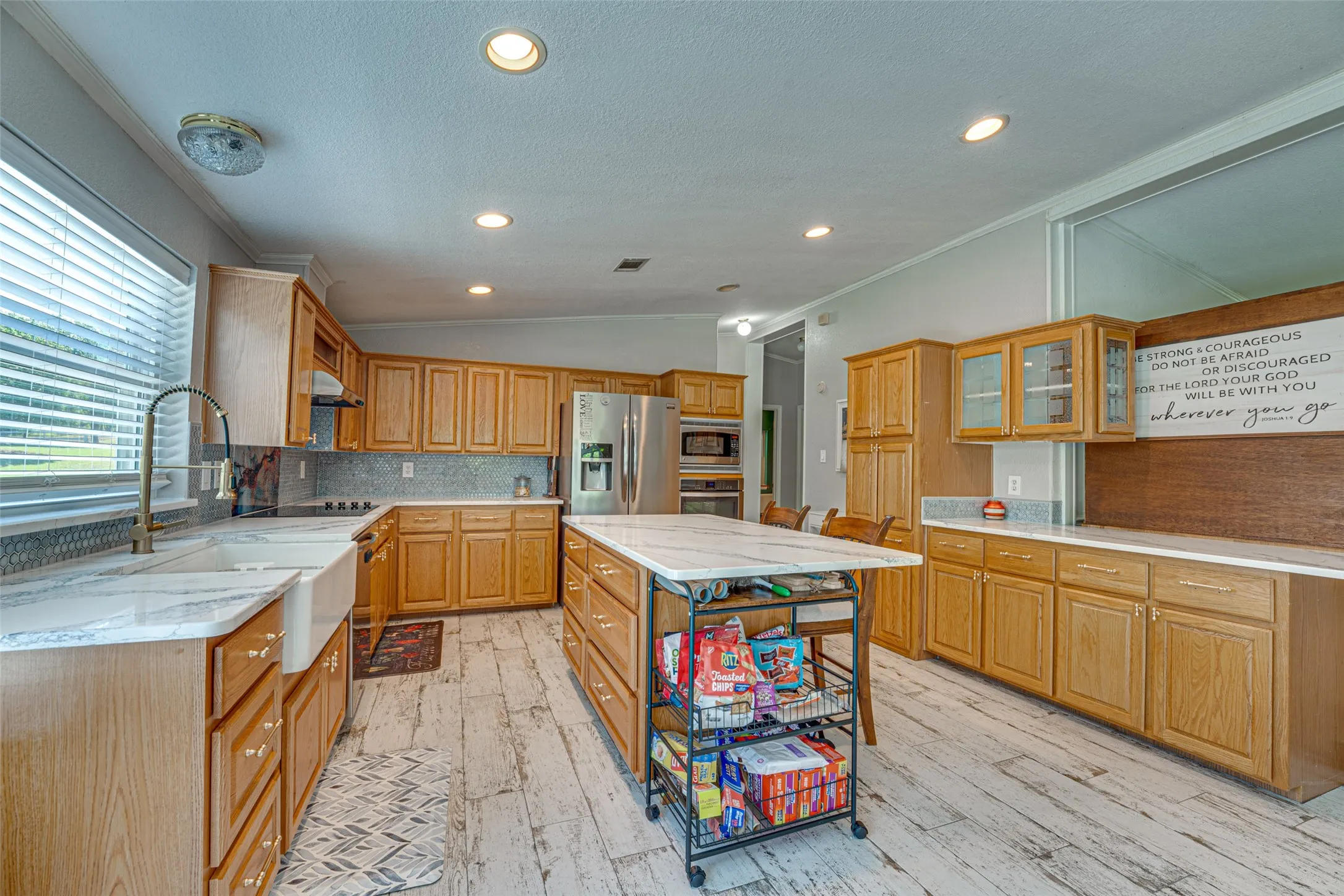 Mobile Home For Sale in Collin County , 2202 County Road 947, Princeton, Texas 75407, 3 Bedroom, 2 Bathroom, Garage spaces, 2,382 Sqft, built in 1998, mls#21325542, Real Estate Agent in Princeton, Homes For Sale in Collin county, Homes For Sale in Princeton, Realtor in Princeton Texas, Real Estate Brokerage Independent Realty Texas, Luminita Cordes Realtor