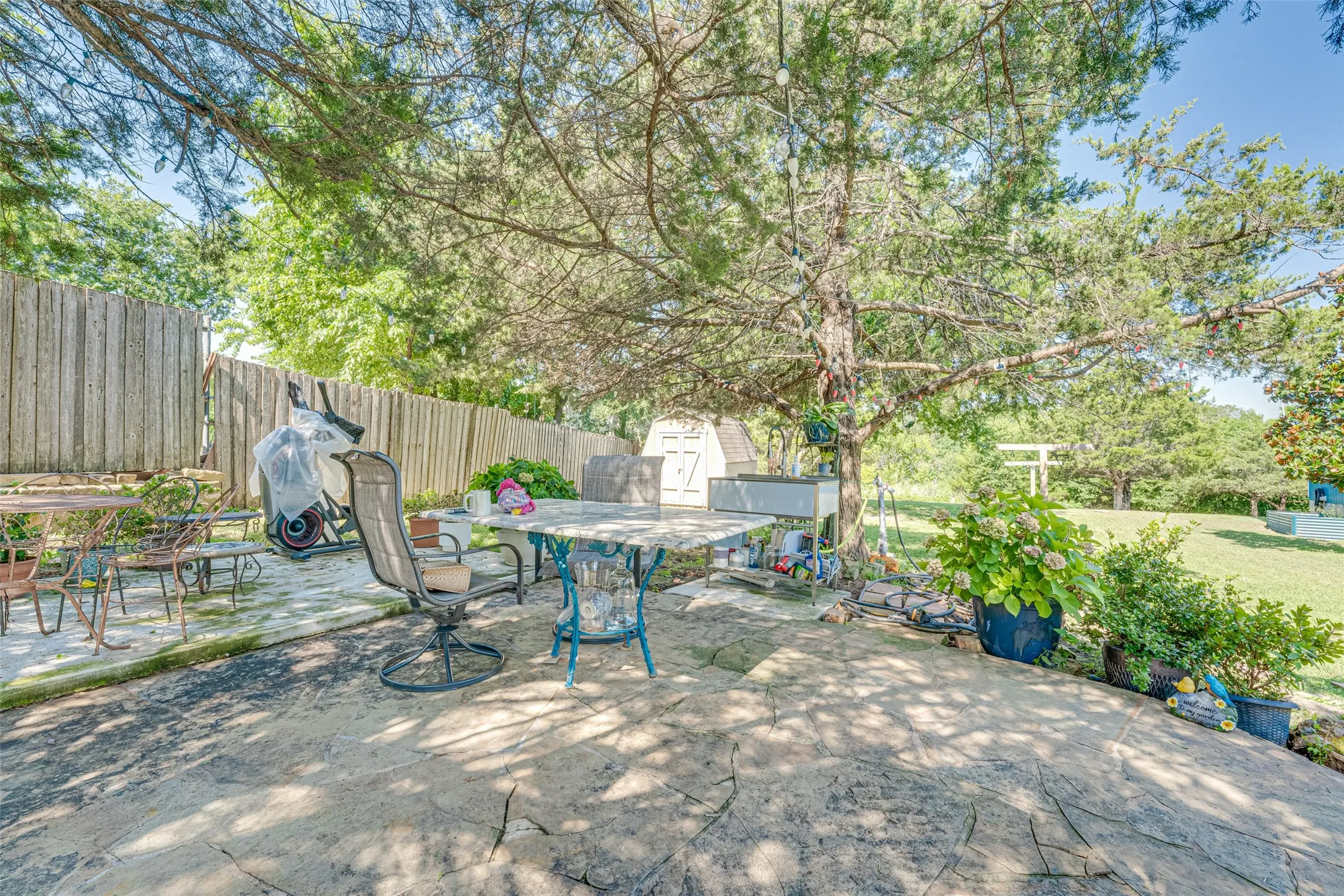 Mobile Home For Sale in Collin County , 2202 County Road 947, Princeton, Texas 75407, 3 Bedroom, 2 Bathroom, Garage spaces, 2,382 Sqft, built in 1998, mls#21325542, Real Estate Agent in Princeton, Homes For Sale in Collin county, Homes For Sale in Princeton, Realtor in Princeton Texas, Real Estate Brokerage Independent Realty Texas, Luminita Cordes Realtor