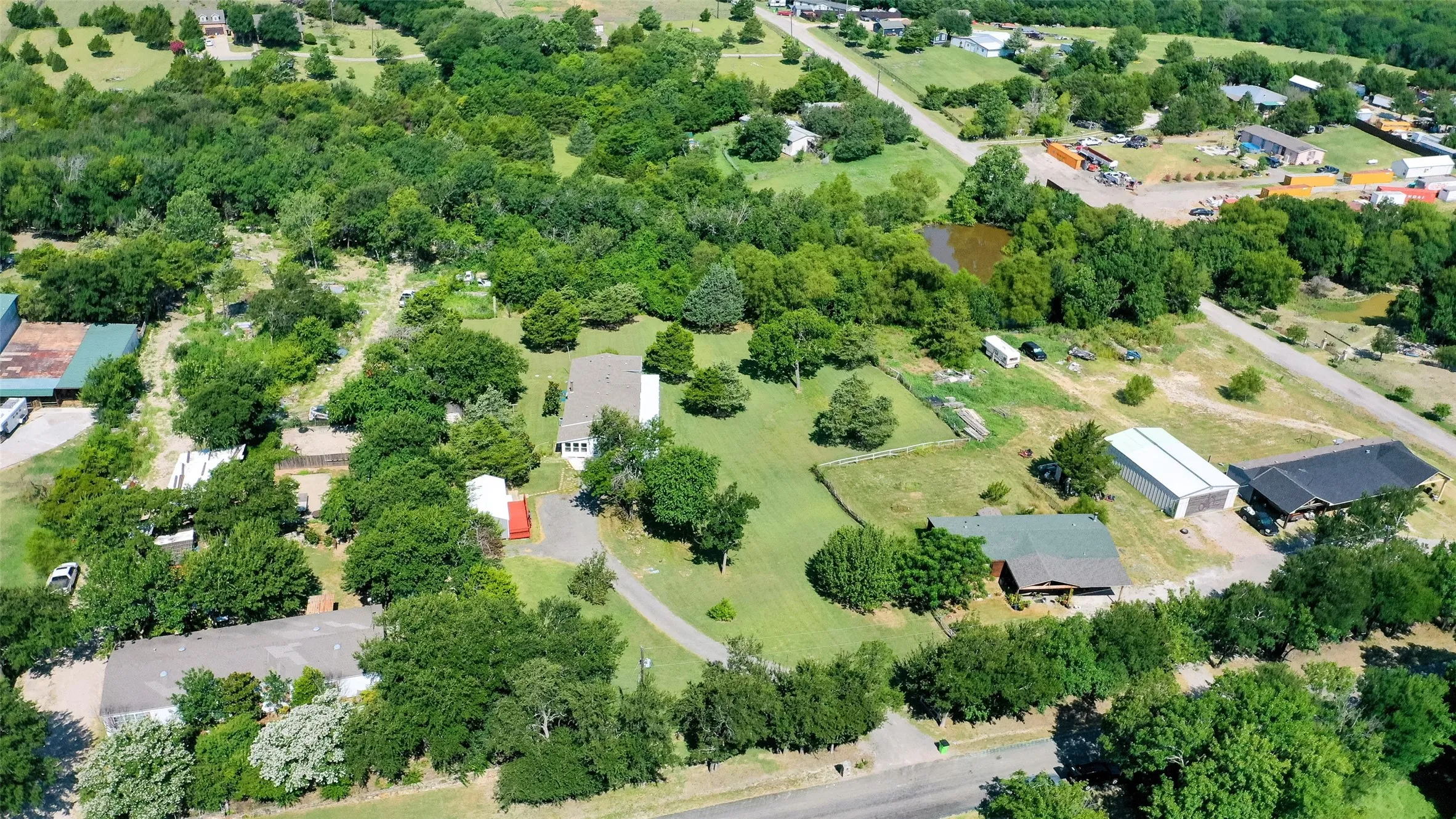 Mobile Home For Sale in Collin County , 2202 County Road 947, Princeton, Texas 75407, 3 Bedroom, 2 Bathroom, Garage spaces, 2,382 Sqft, built in 1998, mls#21325542, Real Estate Agent in Princeton, Homes For Sale in Collin county, Homes For Sale in Princeton, Realtor in Princeton Texas, Real Estate Brokerage Independent Realty Texas, Luminita Cordes Realtor