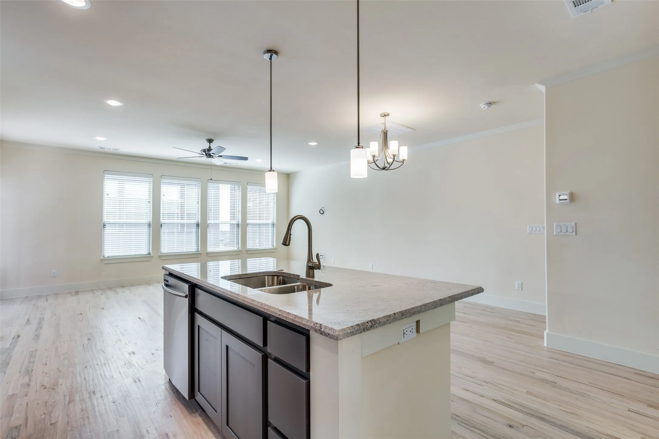 Townhouse For Rent in Dallas County , 4316 Hartford Street 31, Dallas, Texas 75219, 2 Bedrooms, 3 Bathrooms, 2 Garage spaces, 1,394 Sqft, built in 2019, Price $2,995, mls#21319740, Real Estate Agent in Dallas, Homes For Rent in Dallas county, Homes For Rent in Dallas, Realtor in Dallas Texas, Real Estate Brokerage Independent Realty Texas, Luminita Cordes Realtor