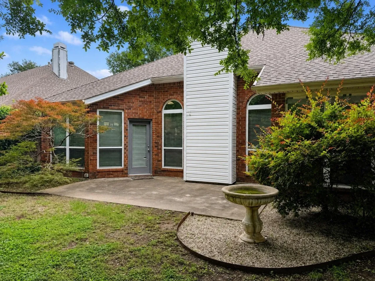 Single Family Residence For Rent in Dallas County , 3867 Ridgelake Court, Addison, Texas 75001, 3 Bedroom, 2 Bathroom, 2 Garage spaces, 1,909 Sqft, built in 1992, mls#21326727, Real Estate Agent in Addison, Homes For Rent in Dallas county, Homes For Rent in Addison, Realtor in Addison Texas, Real Estate Brokerage Independent Realty Texas, Luminita Cordes Realtor