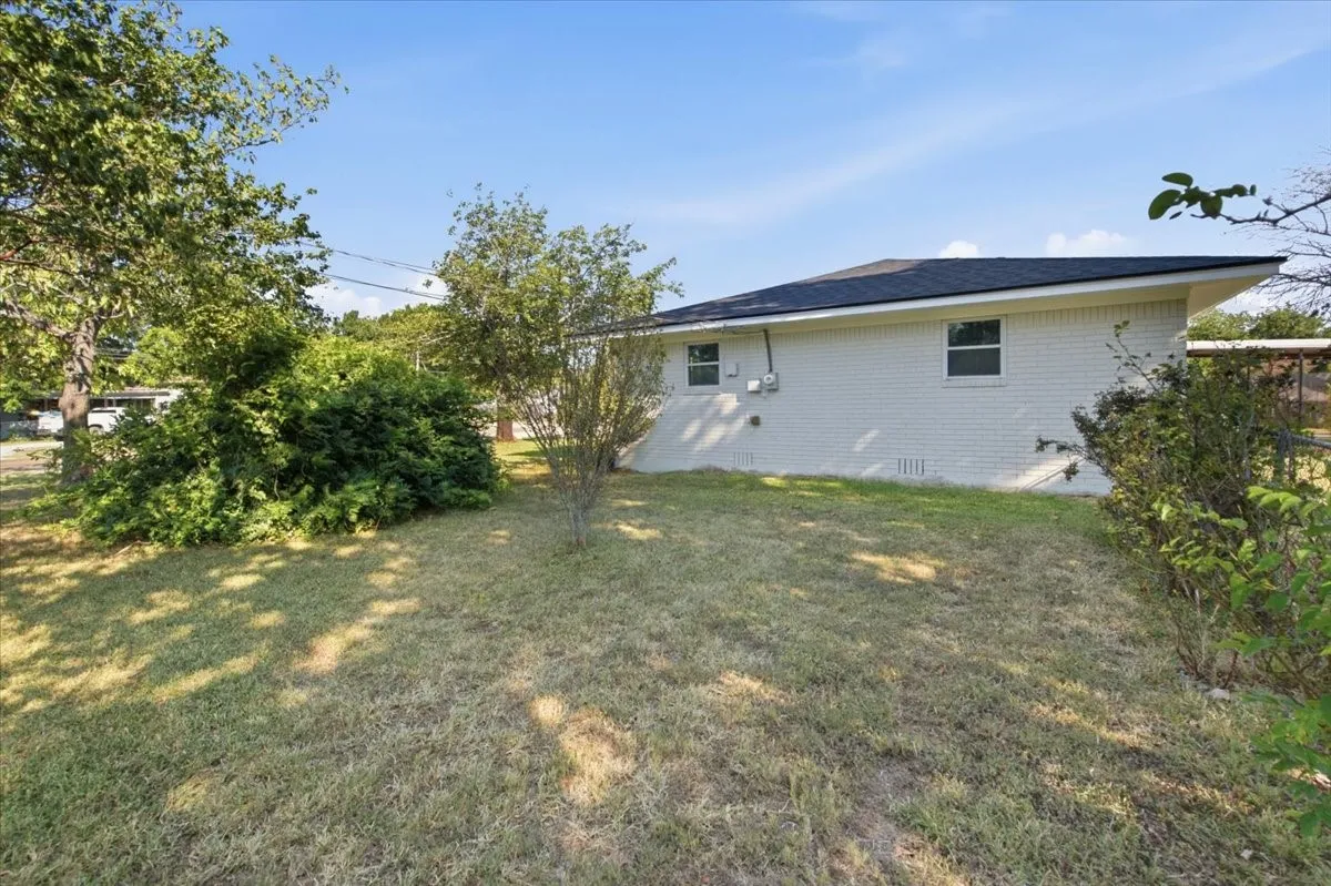 Single Family Residence For Sale in Hill County , 507 S Colorado Street, Whitney, Texas 76692, 3 Bedroom, 2 Bathroom, Garage spaces, 1,554 Sqft, built in 0, mls#21325970, Real Estate Agent in Whitney, Homes For Sale in Hill county, Homes For Sale in Whitney, Realtor in Whitney Texas, Real Estate Brokerage Independent Realty Texas, Luminita Cordes Realtor