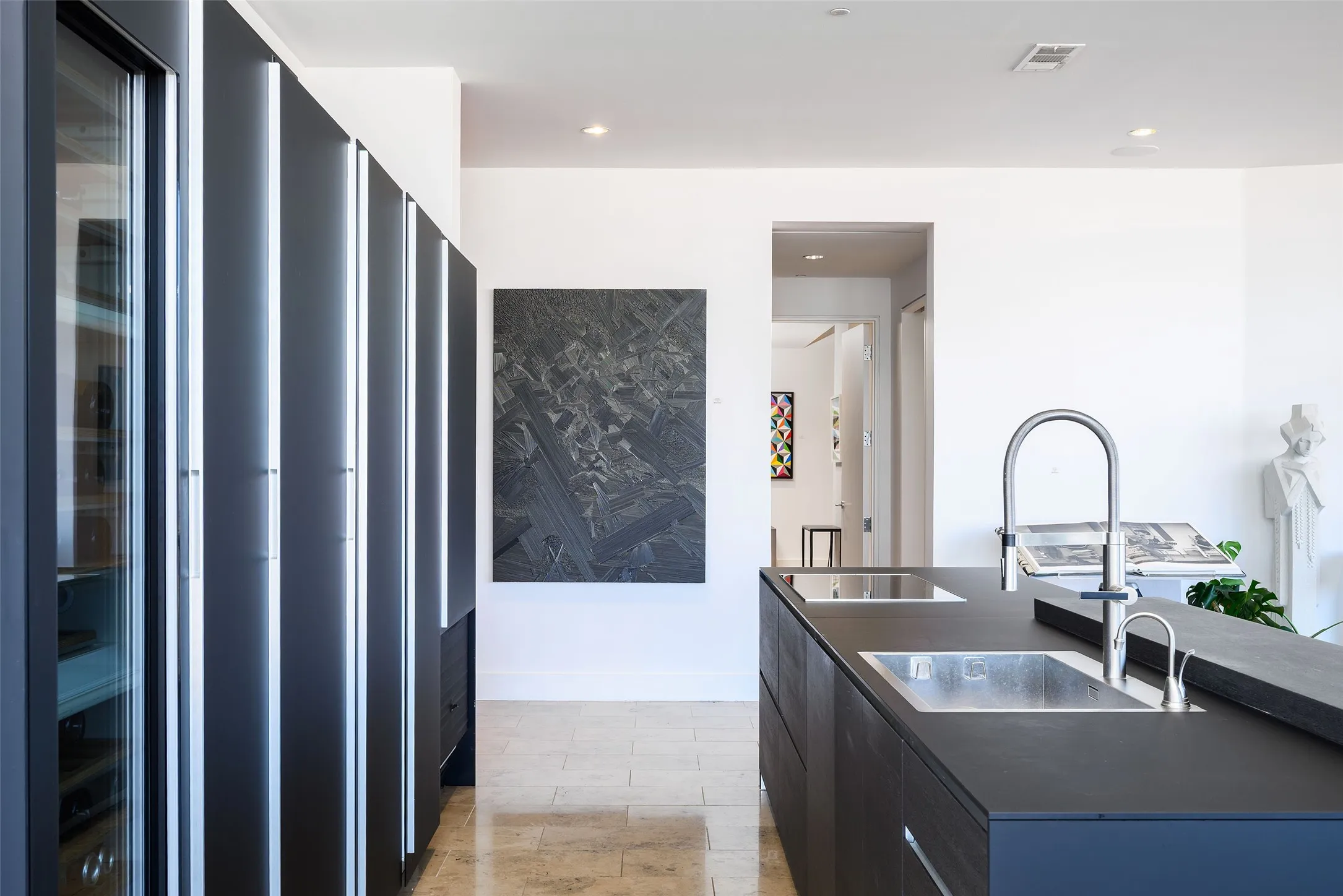 Condominium For Sale in Dallas County , 2200 Victory Avenue 2304, Dallas, Texas 75219, 3 Bedrooms, 4 Bathrooms, 3 Garage spaces, 3,184 Sqft, built in 2007, Price $2,295,000, mls#21322879, Real Estate Agent in Dallas, Homes For Sale in Dallas county, Homes For Sale in Dallas, Realtor in Dallas Texas, Real Estate Brokerage Independent Realty Texas, Luminita Cordes Realtor