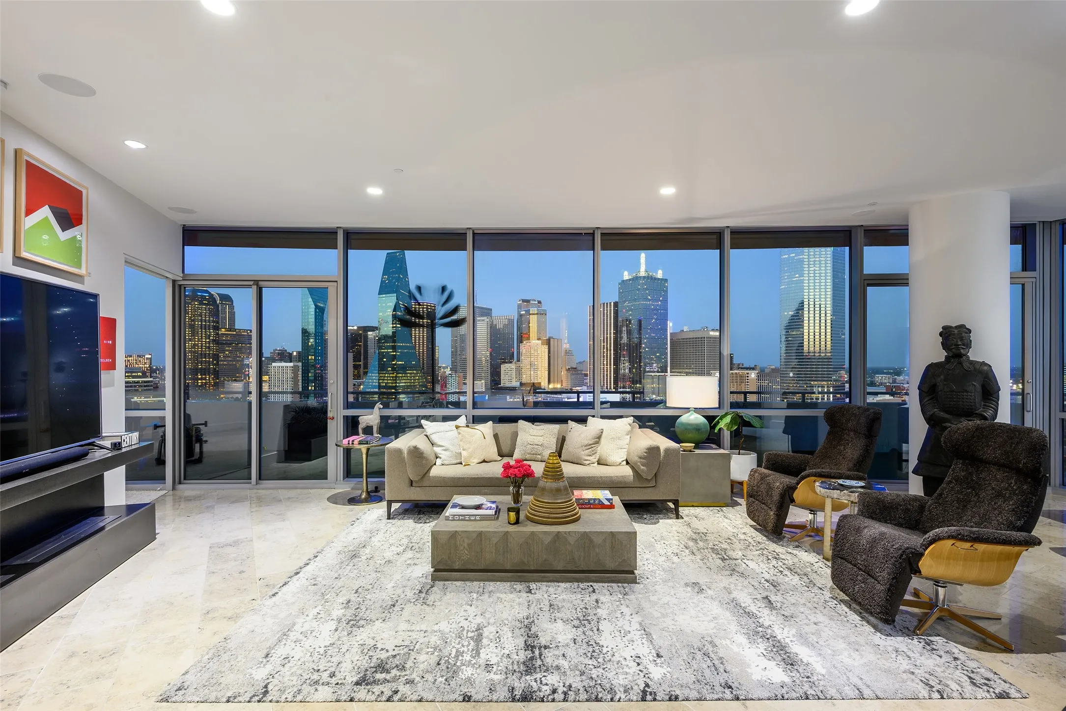 Condominium For Sale in Dallas County , 2200 Victory Avenue 2304, Dallas, Texas 75219, 3 Bedrooms, 4 Bathrooms, 3 Garage spaces, 3,184 Sqft, built in 2007, Price $2,295,000, mls#21322879, Real Estate Agent in Dallas, Homes For Sale in Dallas county, Homes For Sale in Dallas, Realtor in Dallas Texas, Real Estate Brokerage Independent Realty Texas, Luminita Cordes Realtor