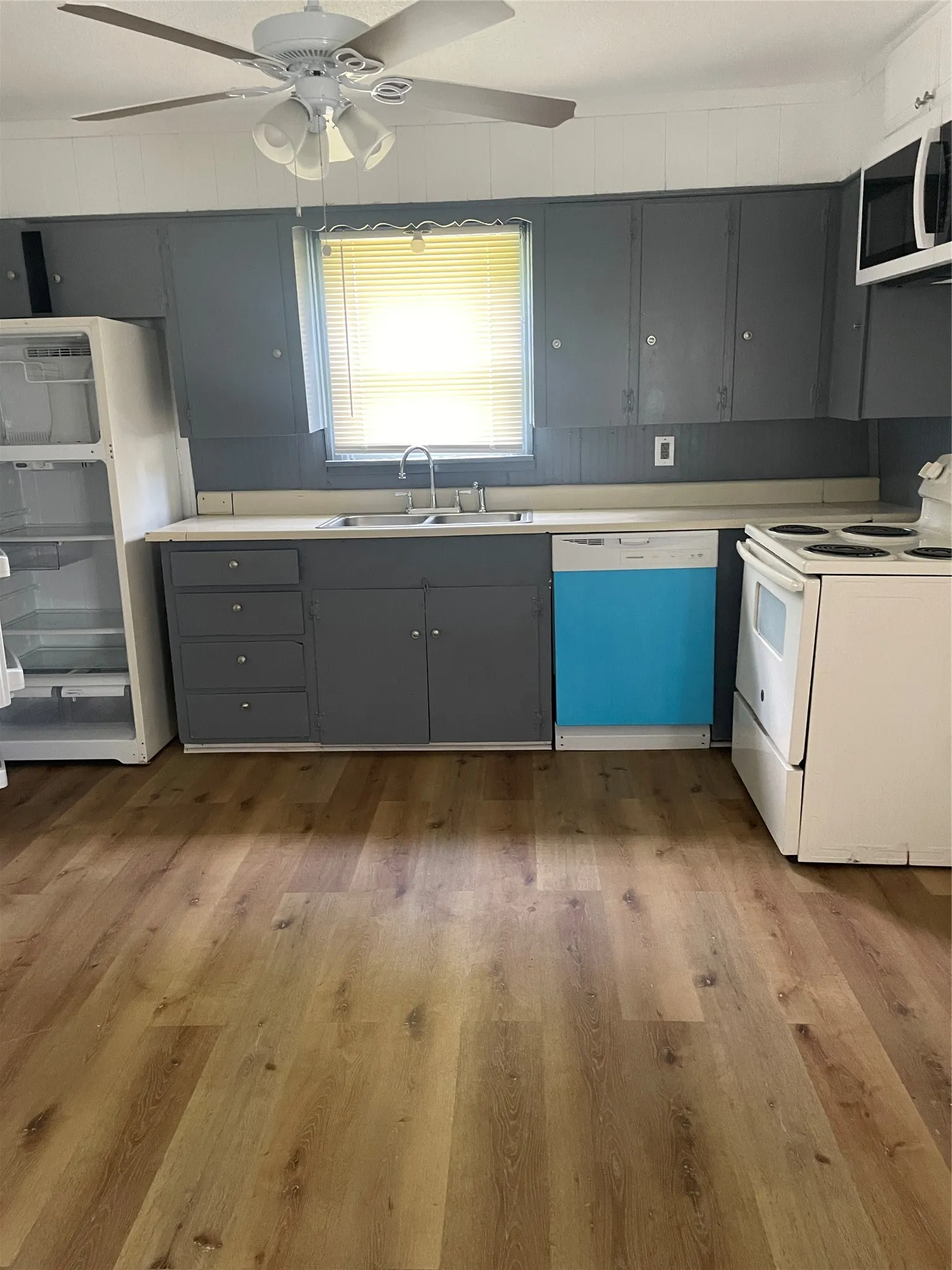 Single Family Residence For Rent in Collin County , 132 Cunningham, Anna, Texas 75409, 2 Bedroom, 1 Bathroom, Garage spaces, 932 Sqft, built in 1970, mls#21326700, Real Estate Agent in Anna, Homes For Rent in Collin county, Homes For Rent in Anna, Realtor in Anna Texas, Real Estate Brokerage Independent Realty Texas, Luminita Cordes Realtor