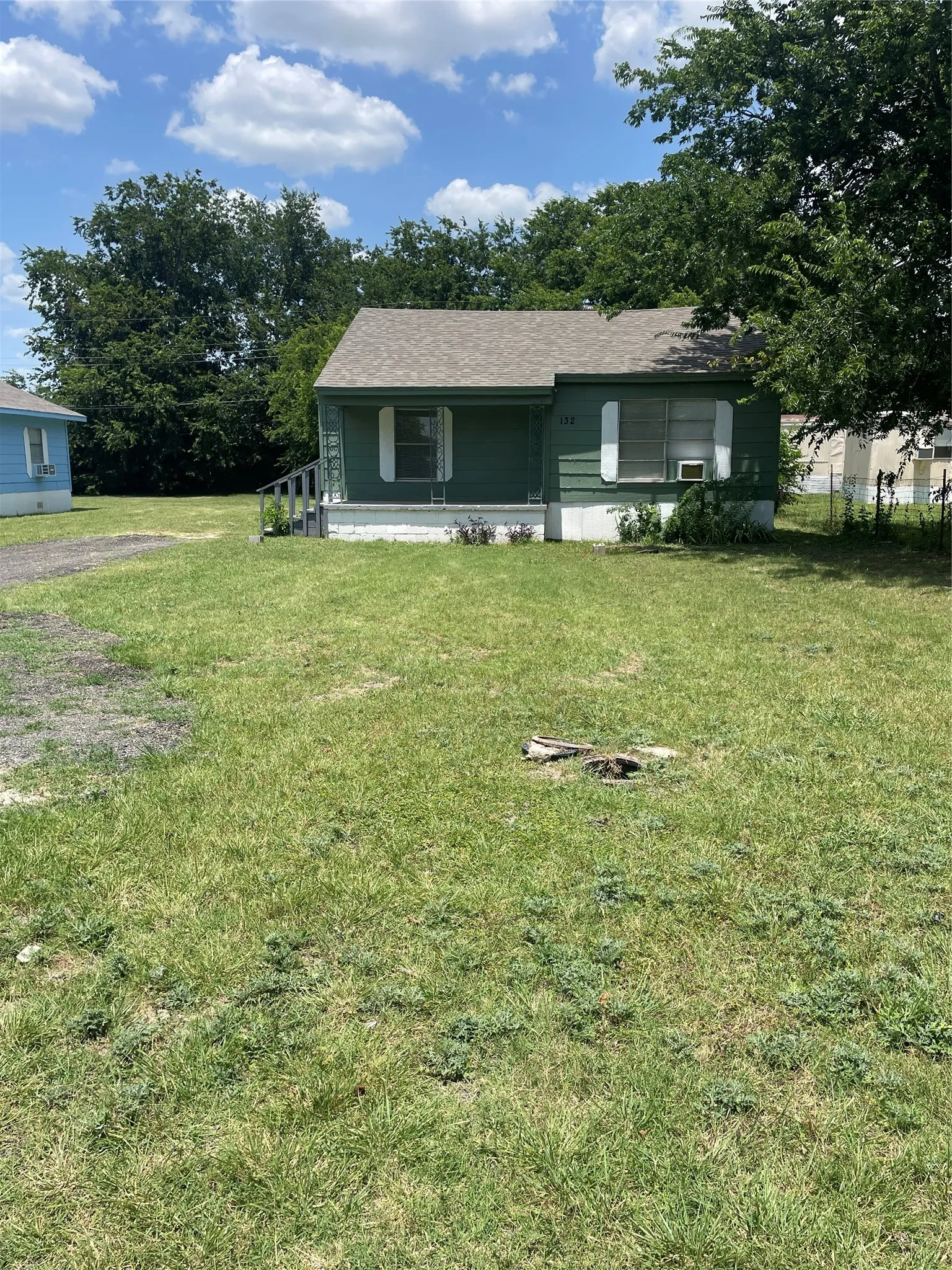 Single Family Residence For Rent in Collin County , 132 Cunningham, Anna, Texas 75409, 2 Bedroom, 1 Bathroom, Garage spaces, 932 Sqft, built in 1970, mls#21326700, Real Estate Agent in Anna, Homes For Rent in Collin county, Homes For Rent in Anna, Realtor in Anna Texas, Real Estate Brokerage Independent Realty Texas, Luminita Cordes Realtor