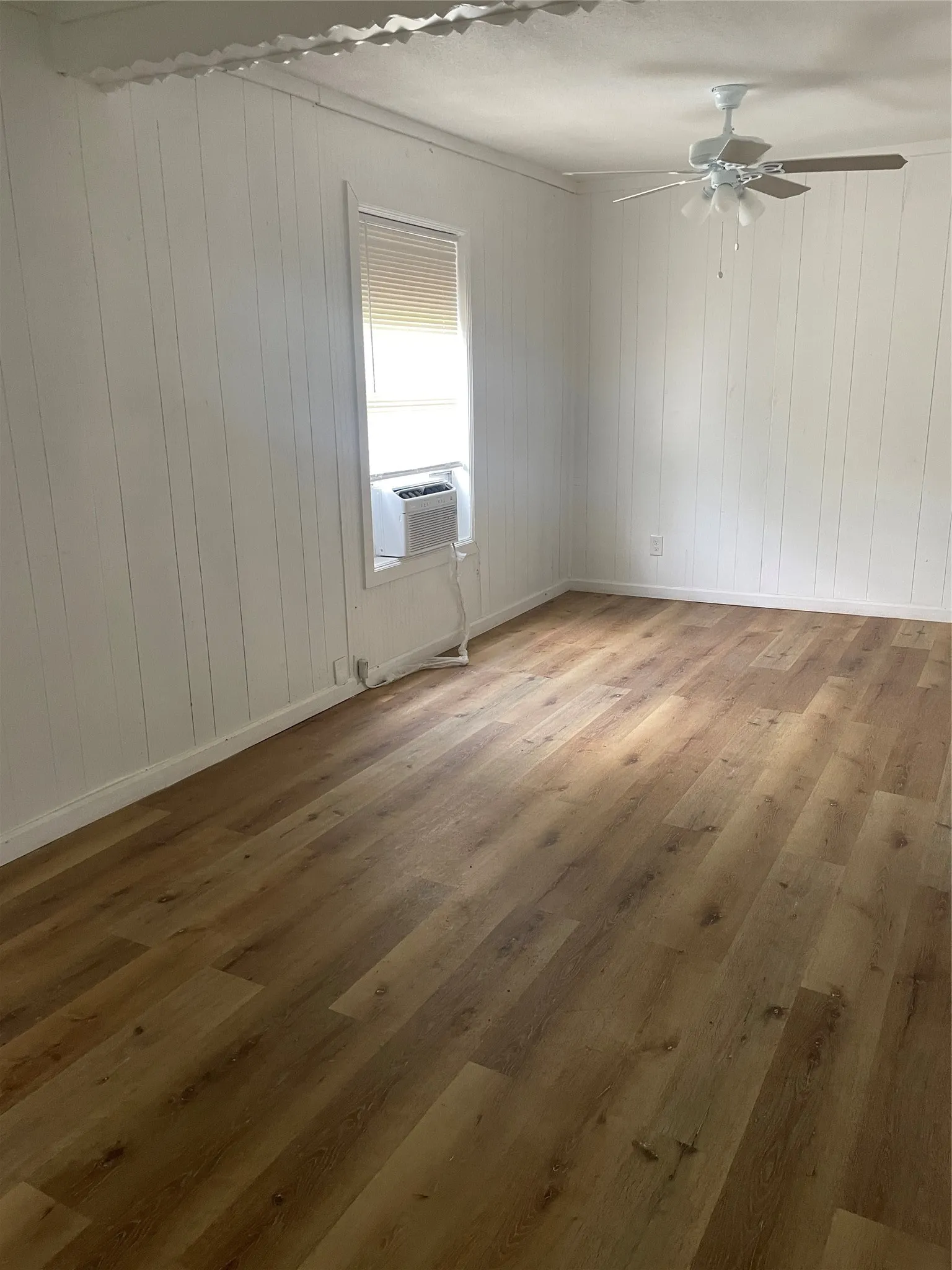 Single Family Residence For Rent in Collin County , 132 Cunningham, Anna, Texas 75409, 2 Bedroom, 1 Bathroom, Garage spaces, 932 Sqft, built in 1970, mls#21326700, Real Estate Agent in Anna, Homes For Rent in Collin county, Homes For Rent in Anna, Realtor in Anna Texas, Real Estate Brokerage Independent Realty Texas, Luminita Cordes Realtor
