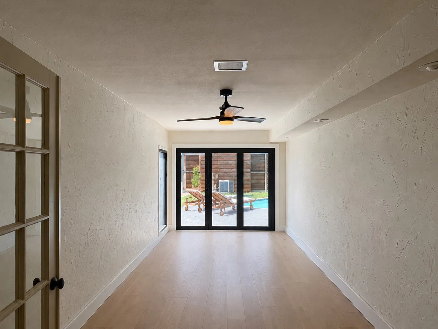 Single Family Residence For Sale in Dallas County , 6811 Ledyard Drive, Dallas, Texas 75248, 4 Bedroom, 3 Bathroom, 2 Garage spaces, 3,043 Sqft, built in 1973, mls#21326750, Real Estate Agent in Dallas, Homes For Sale in Dallas county, Homes For Sale in Dallas, Realtor in Dallas Texas, Real Estate Brokerage Independent Realty Texas, Luminita Cordes Realtor