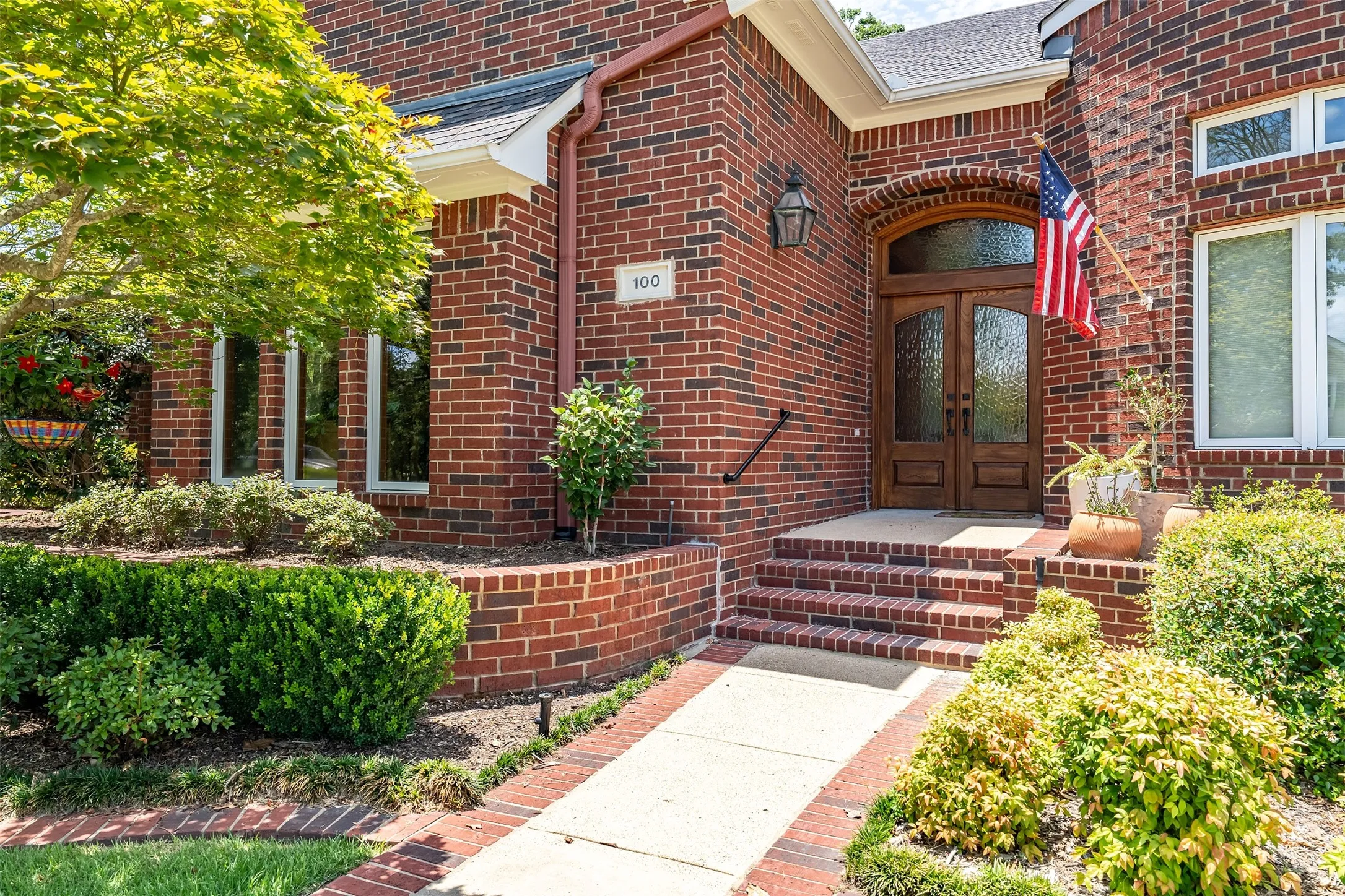 Single Family Residence For Sale in Cherokee County , 100 Red Oak, Bullard, Texas 75757, 3 Bedroom, 3 Bathroom, 2 Garage spaces, 3,076 Sqft, built in 2004, mls#21326718, Real Estate Agent in Bullard, Homes For Sale in Cherokee county, Homes For Sale in Bullard, Realtor in Bullard Texas, Real Estate Brokerage Independent Realty Texas, Luminita Cordes Realtor
