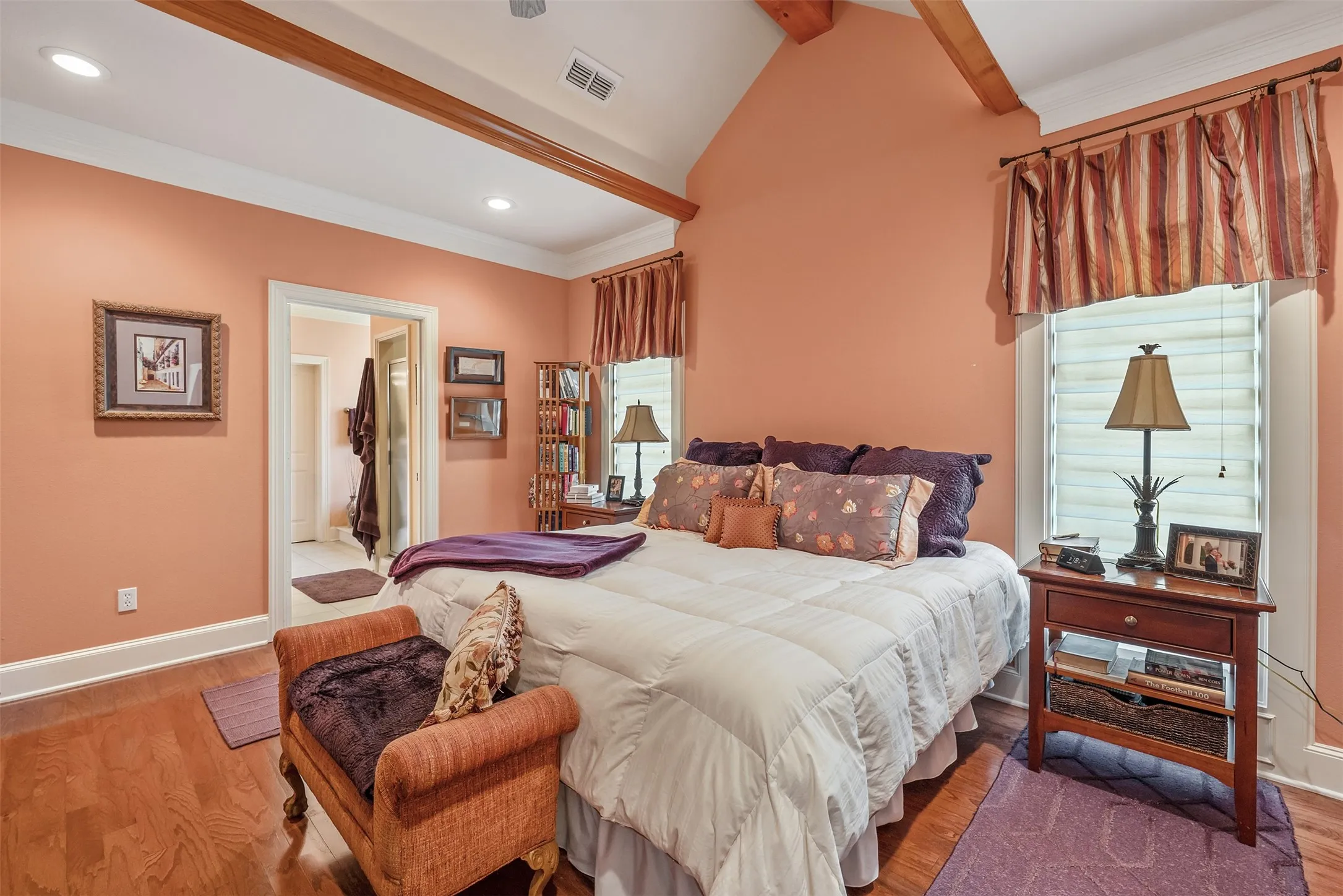 Single Family Residence For Sale in Cherokee County , 100 Red Oak, Bullard, Texas 75757, 3 Bedroom, 3 Bathroom, 2 Garage spaces, 3,076 Sqft, built in 2004, mls#21326718, Real Estate Agent in Bullard, Homes For Sale in Cherokee county, Homes For Sale in Bullard, Realtor in Bullard Texas, Real Estate Brokerage Independent Realty Texas, Luminita Cordes Realtor