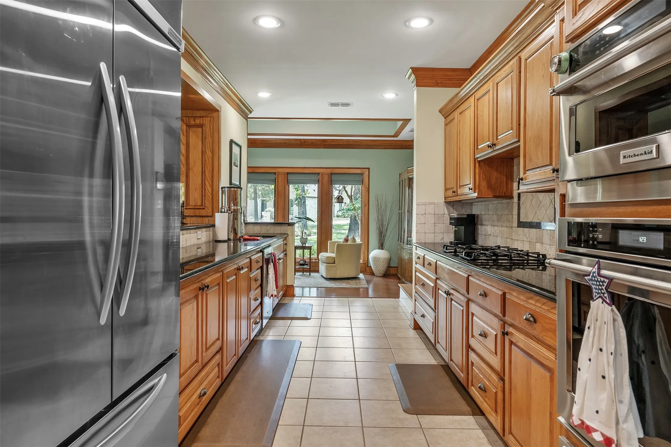 Single Family Residence For Sale in Cherokee County , 100 Red Oak, Bullard, Texas 75757, 3 Bedroom, 3 Bathroom, 2 Garage spaces, 3,076 Sqft, built in 2004, mls#21326718, Real Estate Agent in Bullard, Homes For Sale in Cherokee county, Homes For Sale in Bullard, Realtor in Bullard Texas, Real Estate Brokerage Independent Realty Texas, Luminita Cordes Realtor