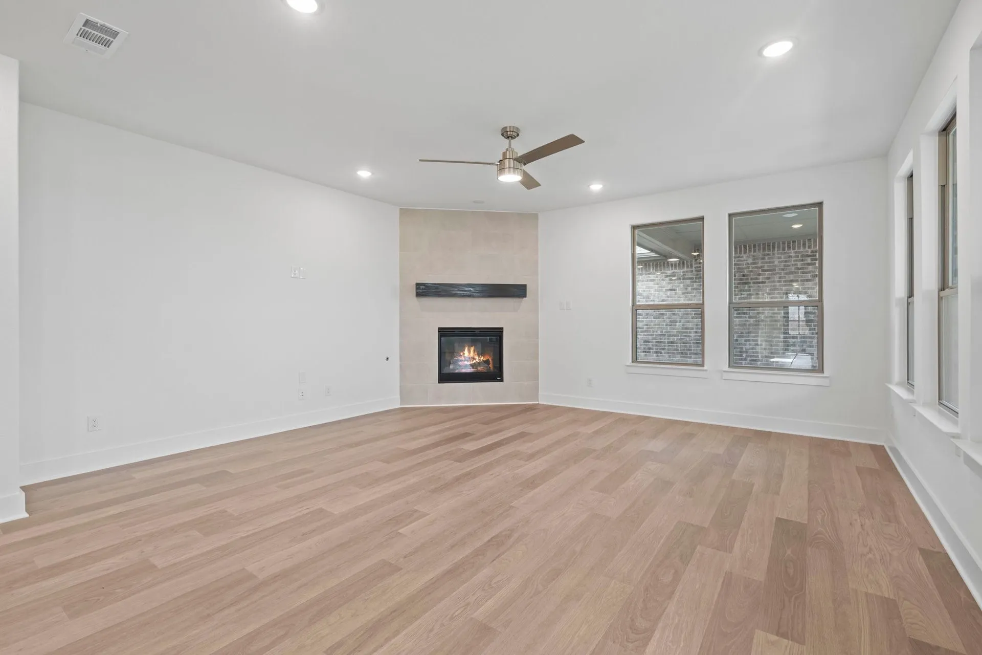 DAL_Mustang Lakes_Hudson_3101 Casa Blanca St (13).JPG