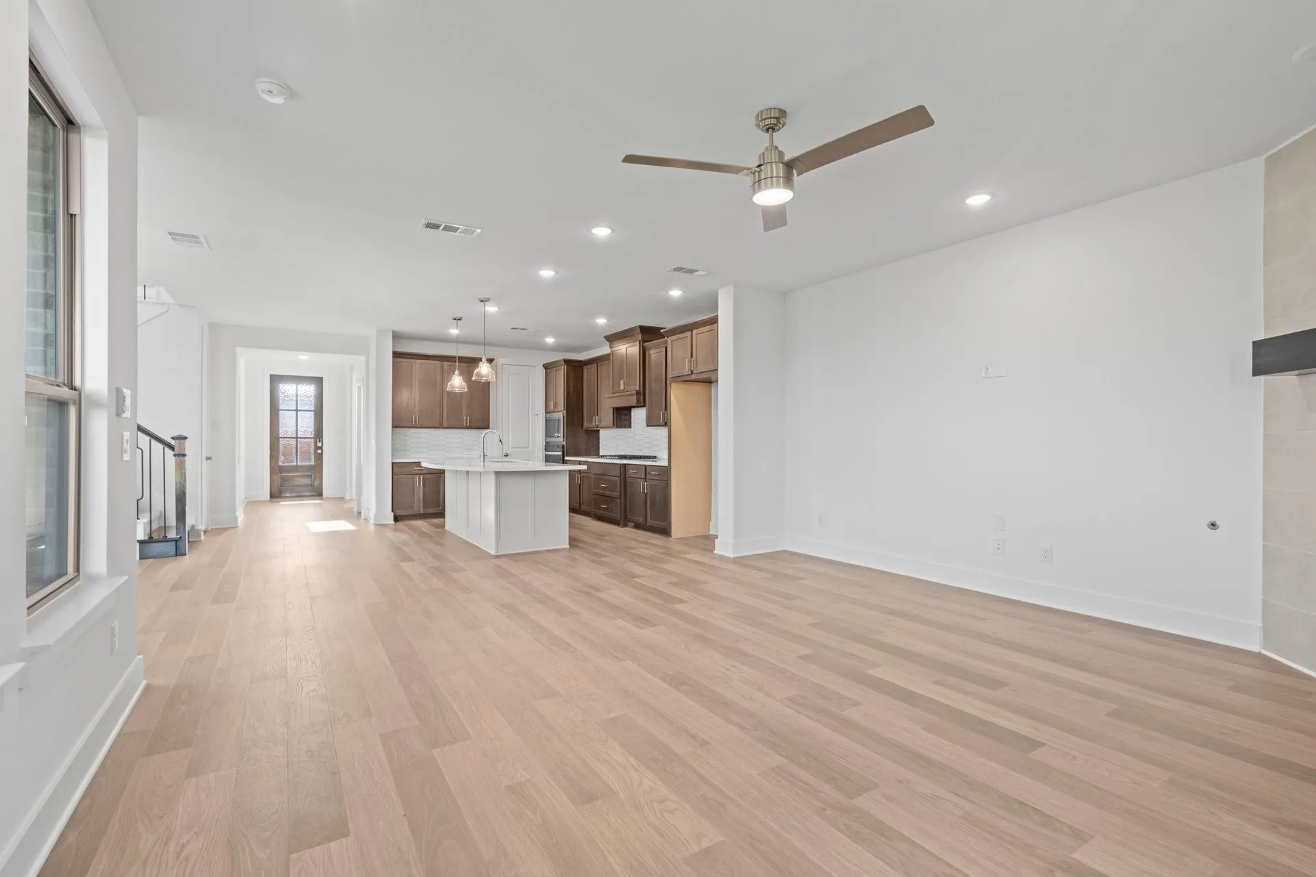 DAL_Mustang Lakes_Hudson_3101 Casa Blanca St (14).JPG