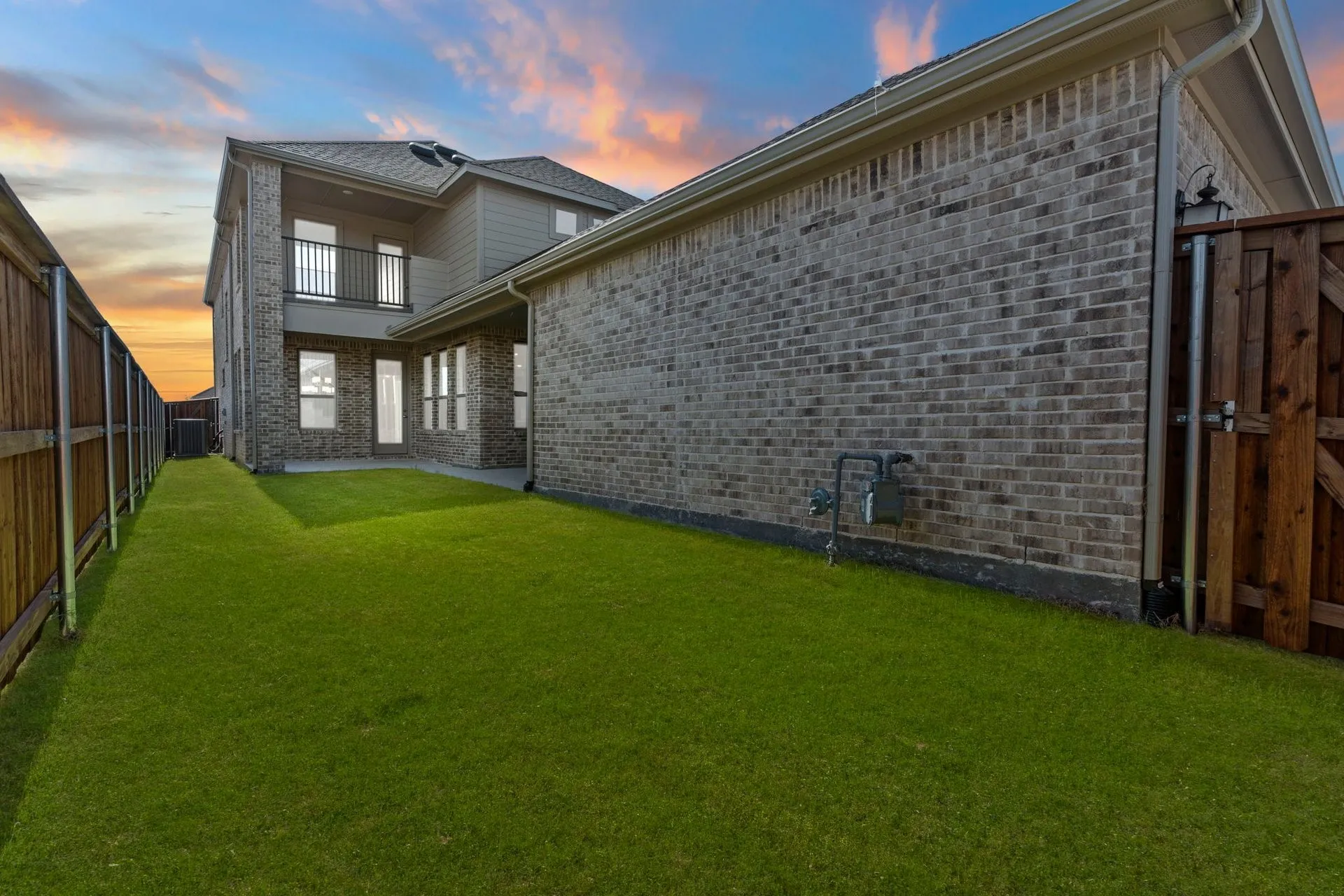 DAL_Mustang Lakes_Hudson_3101 Casa Blanca St (27).jpg