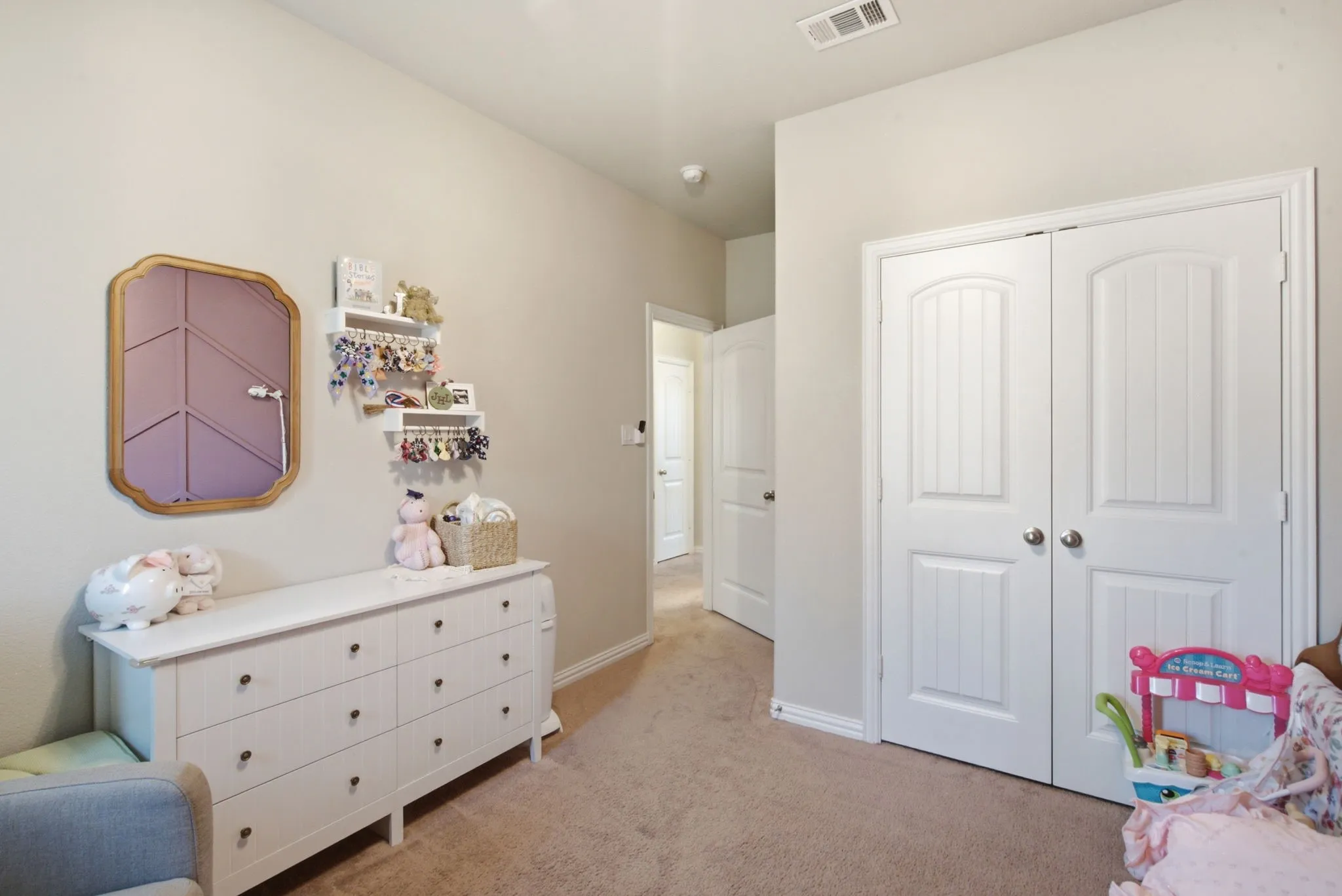 Single Family Residence For Sale in Tarrant County , 531 Hidden Springs Trail, Azle, Texas 76020, 4 Bedroom, 2 Bathroom, 2 Garage spaces, 2,151 Sqft, built in 2018, mls#21326766, Real Estate Agent in Azle, Homes For Sale in Tarrant county, Homes For Sale in Azle, Realtor in Azle Texas, Real Estate Brokerage Independent Realty Texas, Luminita Cordes Realtor