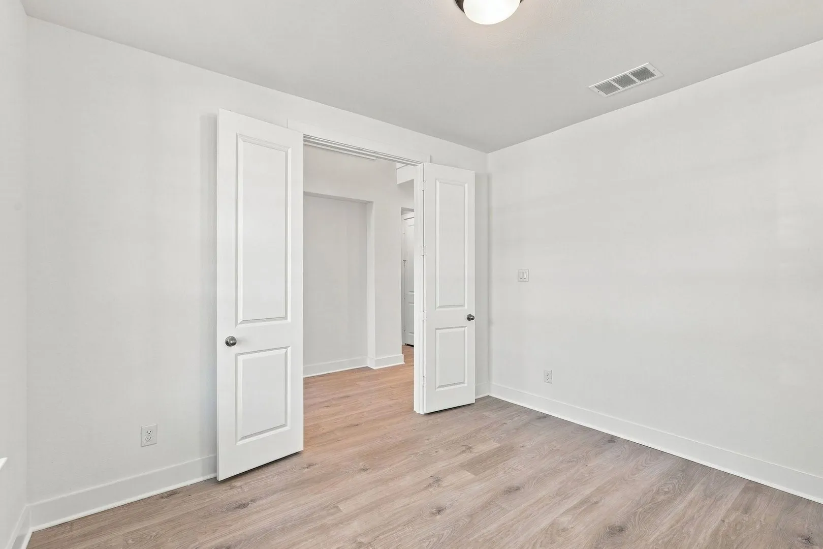 DAL_South Pointe_Caddo II_2905 Connerton Drive (39)