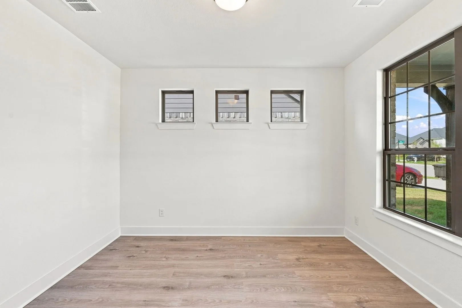 DAL_South Pointe_Caddo II_2905 Connerton Drive (37)