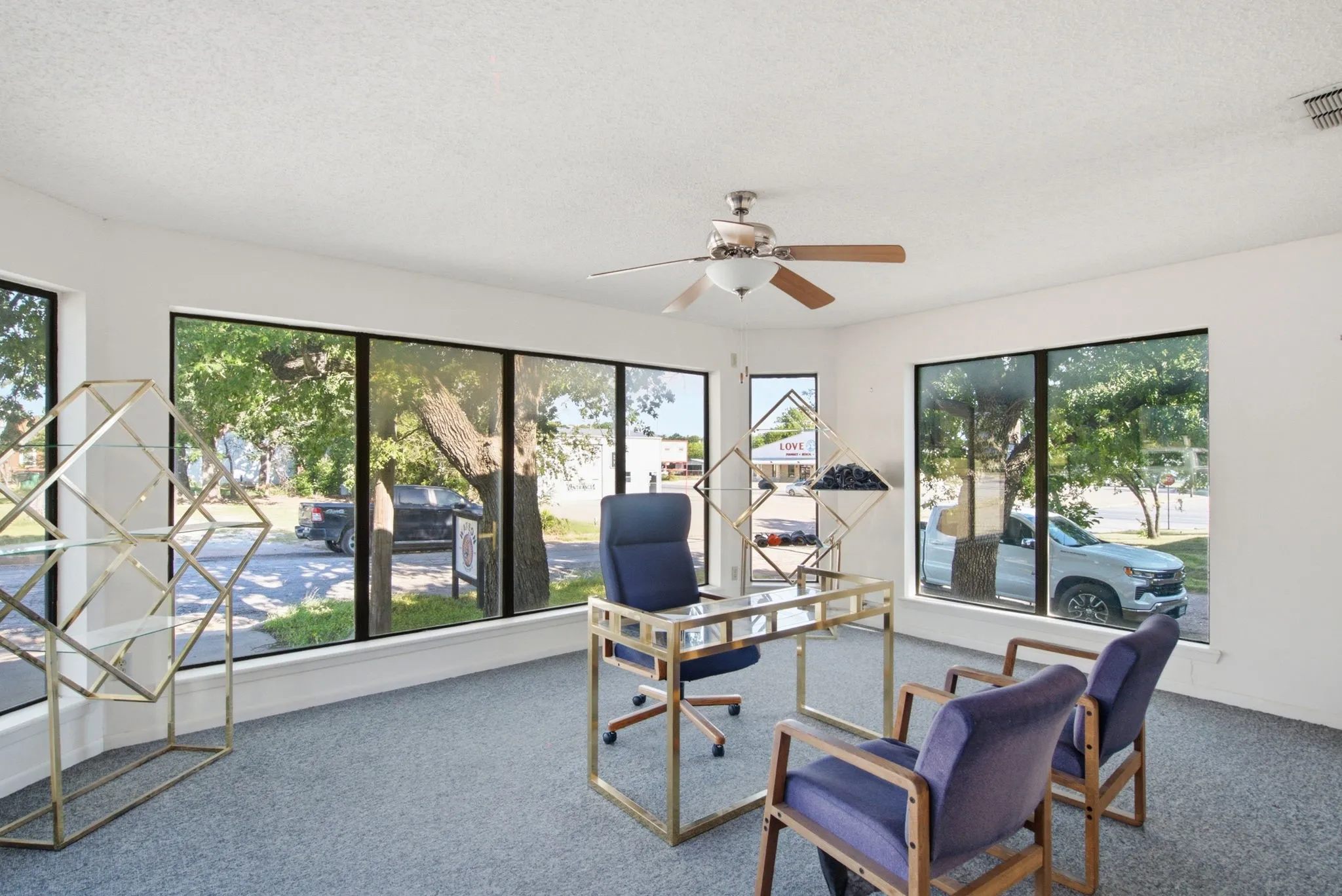 Office For Sale in Eastland County , 711 W Commerce Street, Eastland, Texas 76448, 0, 0, Garage spaces, 0 Sqft, built in 1980, Price $150,000, mls#21325997, Real Estate Agent in Eastland, Homes For Sale in Eastland county, Homes For Sale in Eastland, Realtor in Eastland Texas, Real Estate Brokerage Independent Realty Texas, Luminita Cordes Realtor