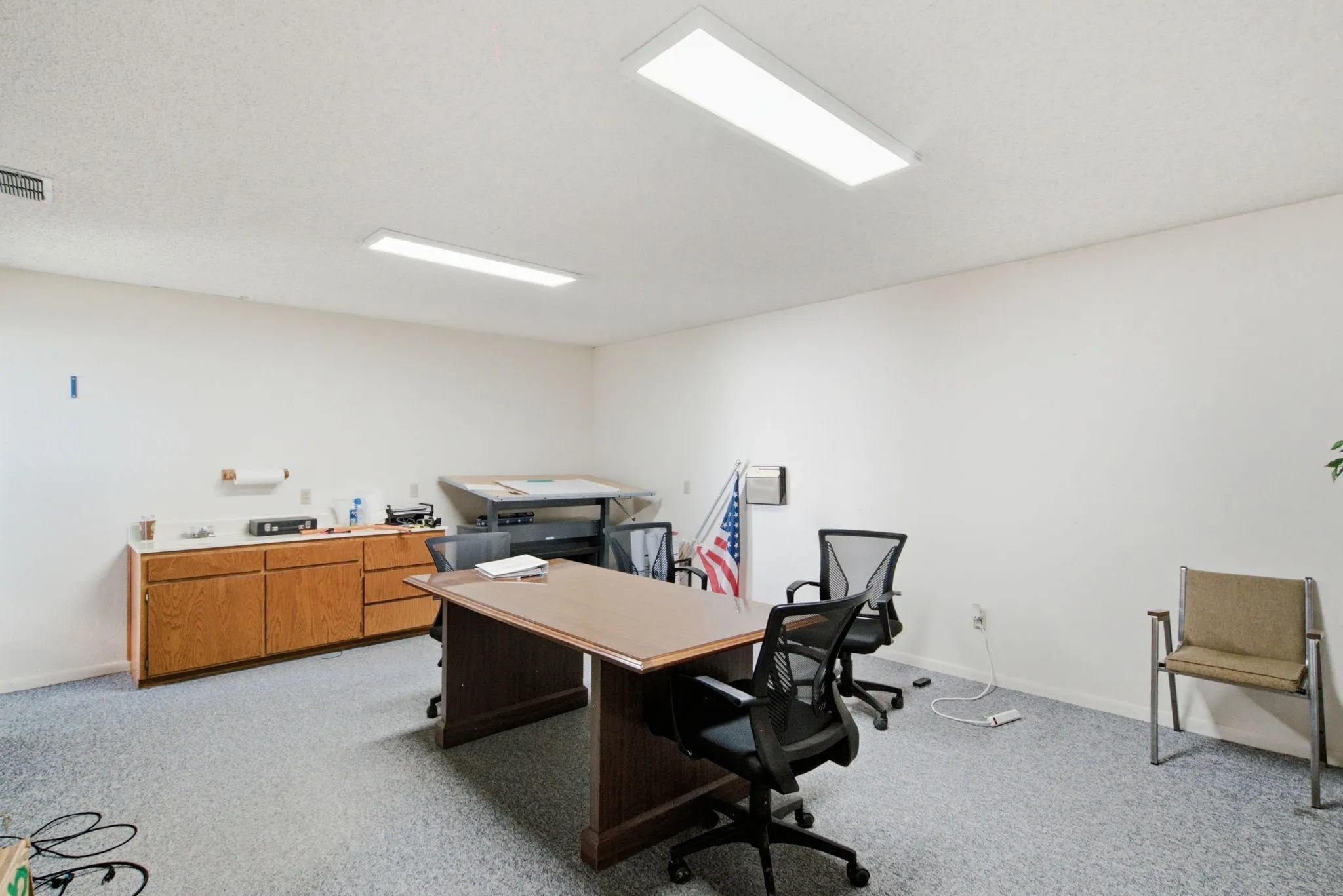 Office For Sale in Eastland County , 711 W Commerce Street, Eastland, Texas 76448, 0, 0, Garage spaces, 0 Sqft, built in 1980, Price $150,000, mls#21325997, Real Estate Agent in Eastland, Homes For Sale in Eastland county, Homes For Sale in Eastland, Realtor in Eastland Texas, Real Estate Brokerage Independent Realty Texas, Luminita Cordes Realtor
