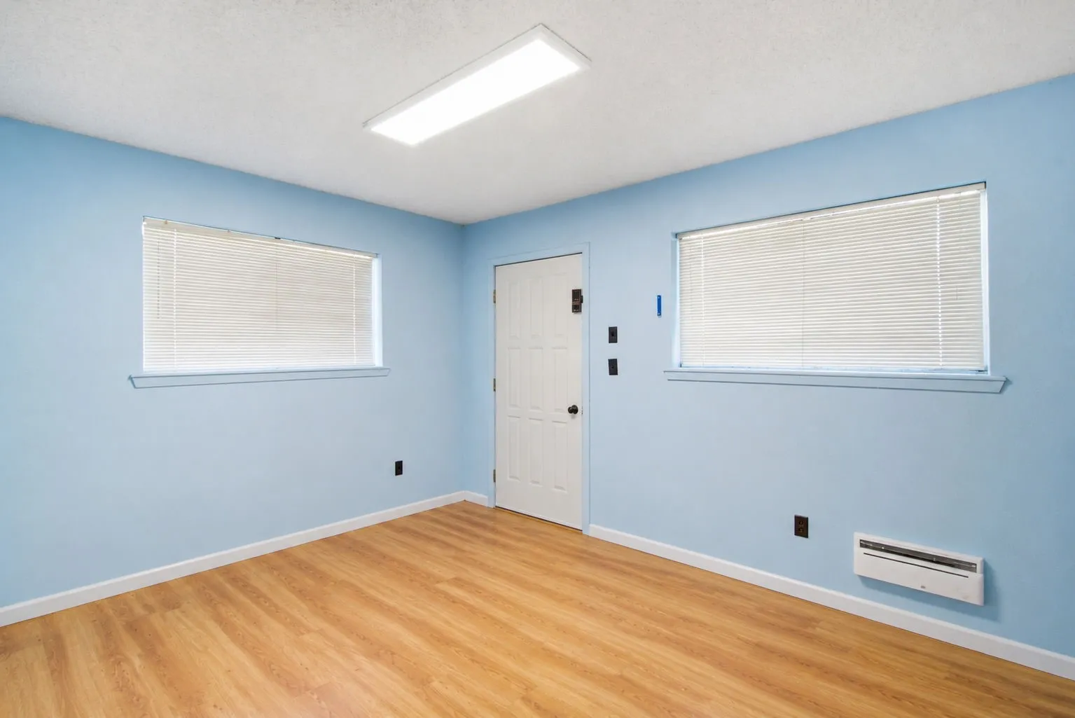 Office For Sale in Eastland County , 711 W Commerce Street, Eastland, Texas 76448, 0, 0, Garage spaces, 0 Sqft, built in 1980, Price $150,000, mls#21325997, Real Estate Agent in Eastland, Homes For Sale in Eastland county, Homes For Sale in Eastland, Realtor in Eastland Texas, Real Estate Brokerage Independent Realty Texas, Luminita Cordes Realtor