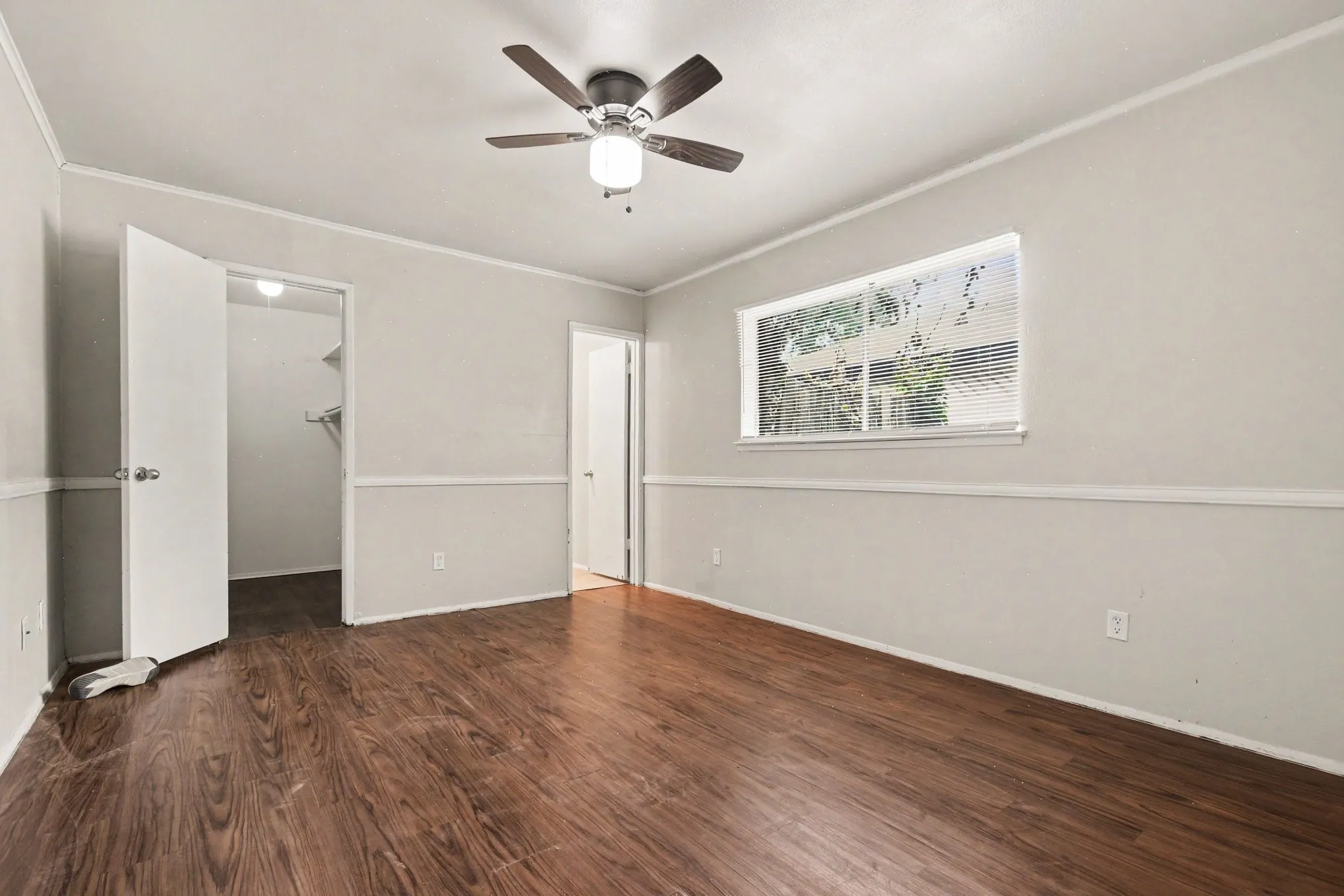 Single Family Residence For Rent in Dallas County , 4237 Foliage Drive, Garland, Texas 75043, 3 Bedroom, 2 Bathroom, 2 Garage spaces, 1,531 Sqft, built in 1972, mls#21326781, Real Estate Agent in Garland, Homes For Rent in Dallas county, Homes For Rent in Garland, Realtor in Garland Texas, Real Estate Brokerage Independent Realty Texas, Luminita Cordes Realtor