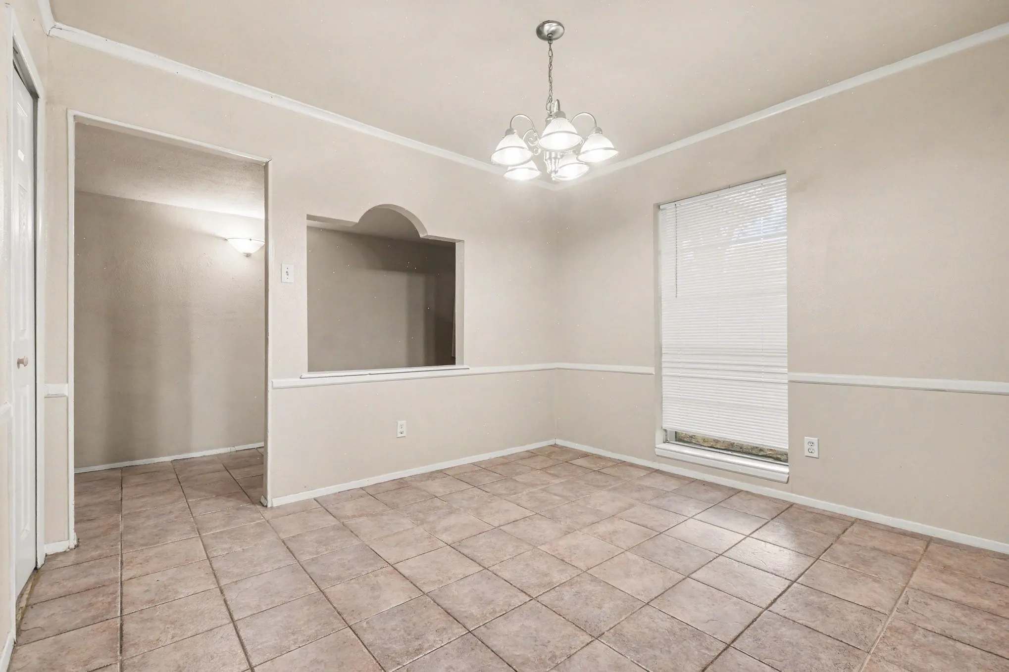 Single Family Residence For Rent in Dallas County , 4237 Foliage Drive, Garland, Texas 75043, 3 Bedroom, 2 Bathroom, 2 Garage spaces, 1,531 Sqft, built in 1972, mls#21326781, Real Estate Agent in Garland, Homes For Rent in Dallas county, Homes For Rent in Garland, Realtor in Garland Texas, Real Estate Brokerage Independent Realty Texas, Luminita Cordes Realtor