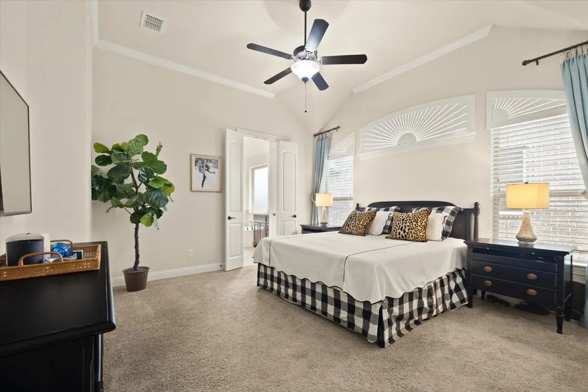 Single Family Residence For Sale in Denton County , 2831 Sherwood Drive, Trophy Club, Texas 76262, 3 Bedroom, 3 Bathroom, 2 Garage spaces, 2,160 Sqft, built in 2012, mls#21326149, Real Estate Agent in Trophy Club, Homes For Sale in Denton county, Homes For Sale in Trophy Club, Realtor in Trophy Club Texas, Real Estate Brokerage Independent Realty Texas, Luminita Cordes Realtor