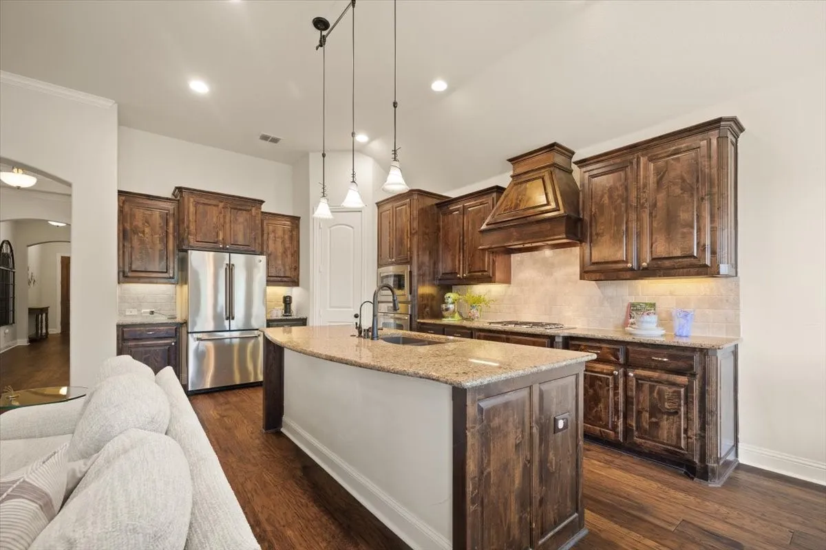 Single Family Residence For Sale in Denton County , 2831 Sherwood Drive, Trophy Club, Texas 76262, 3 Bedroom, 3 Bathroom, 2 Garage spaces, 2,160 Sqft, built in 2012, mls#21326149, Real Estate Agent in Trophy Club, Homes For Sale in Denton county, Homes For Sale in Trophy Club, Realtor in Trophy Club Texas, Real Estate Brokerage Independent Realty Texas, Luminita Cordes Realtor