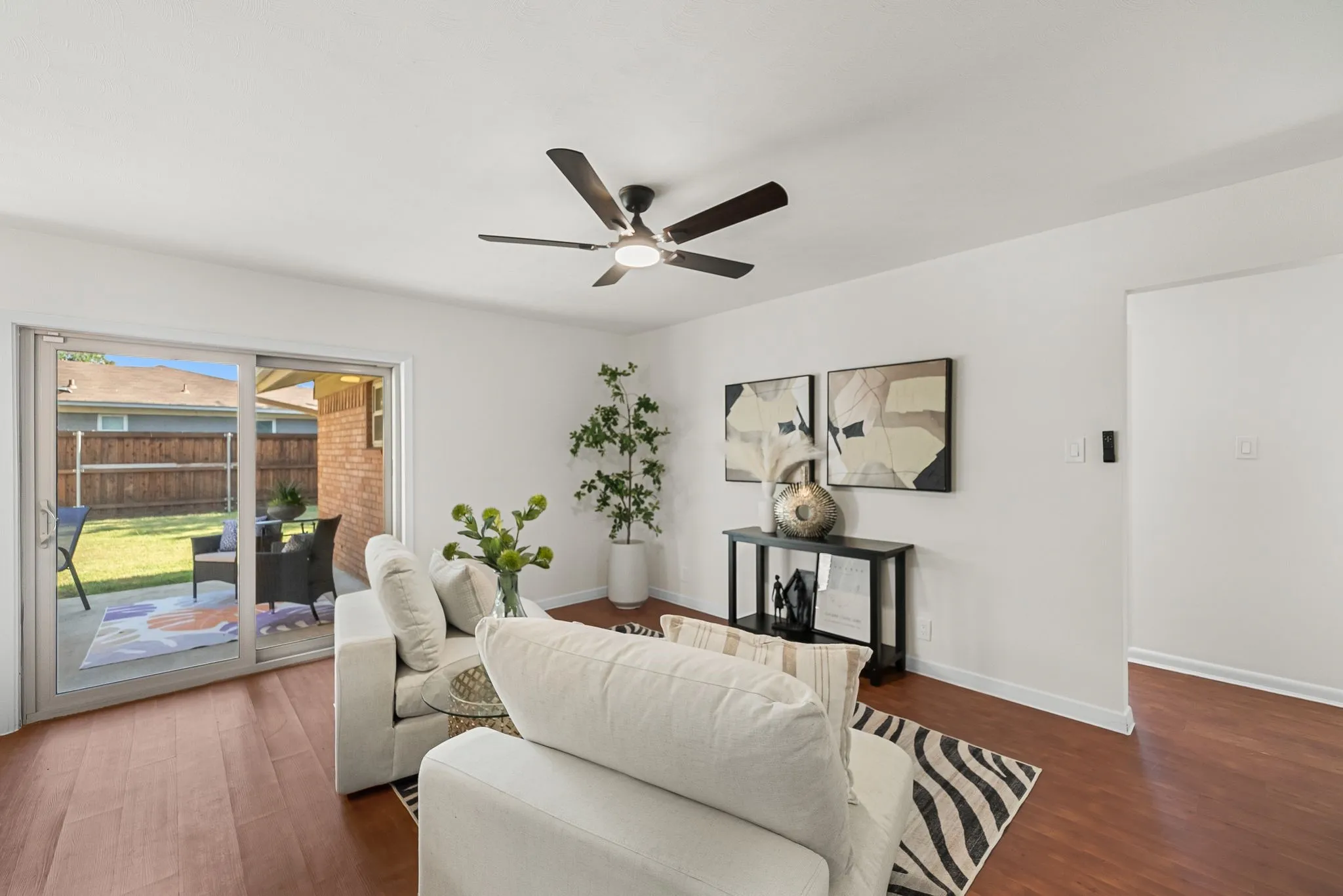 Fresh and bright newly painted.  New ceiling fan.